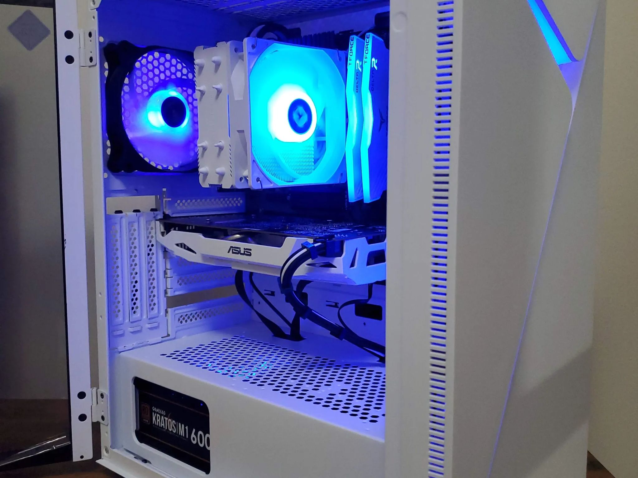 White Starter Gaming PC | GTX 1060 | Ryzen 5 | 16GB DDR4 3200 ARGB | 1TB NVME SSD | Wifi