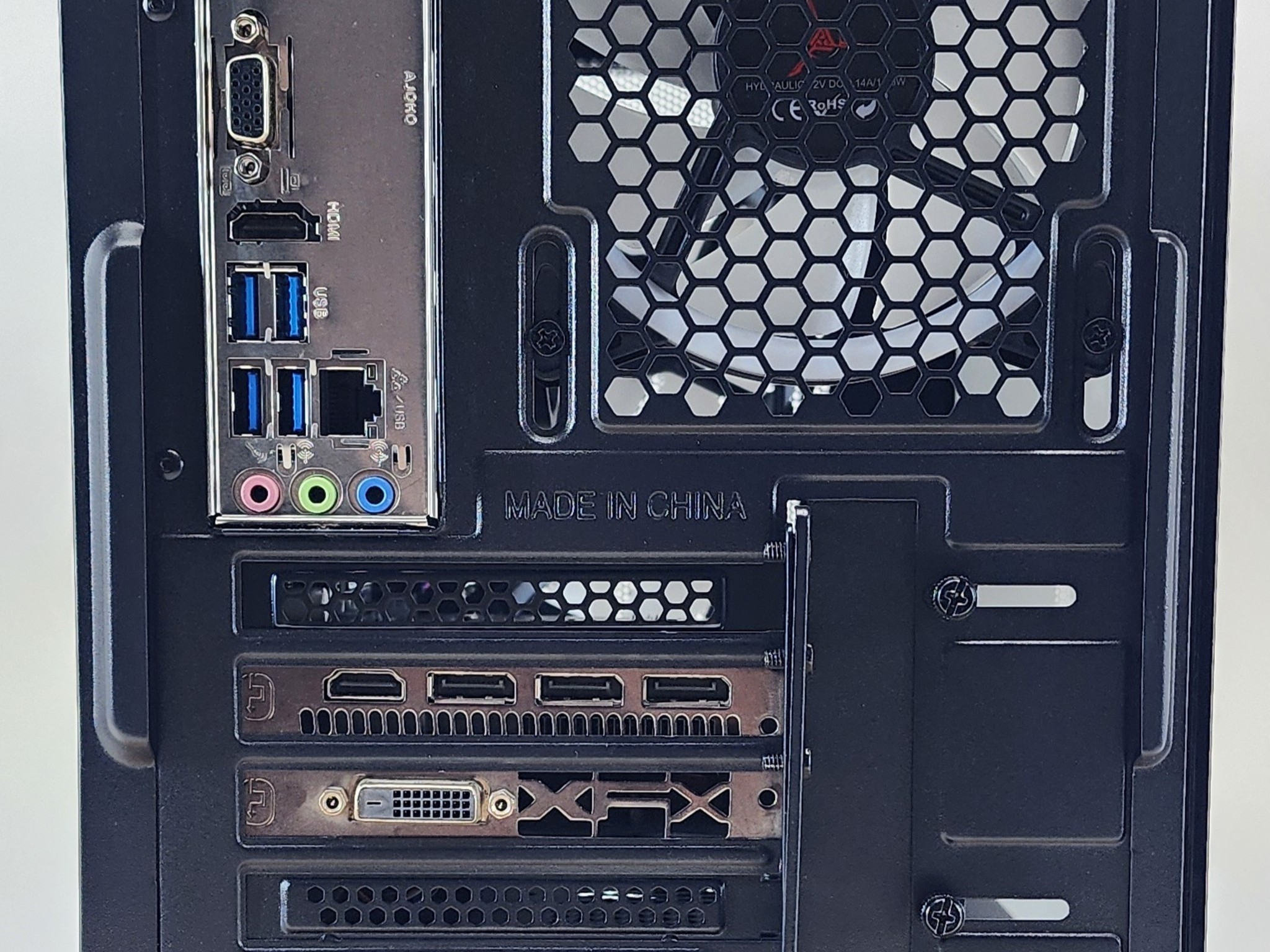 Gaming PC Ryzen 3 2300X 16GB RAM 256GB SSD + 1TB HDD RX 470 8GB Win11 Computer