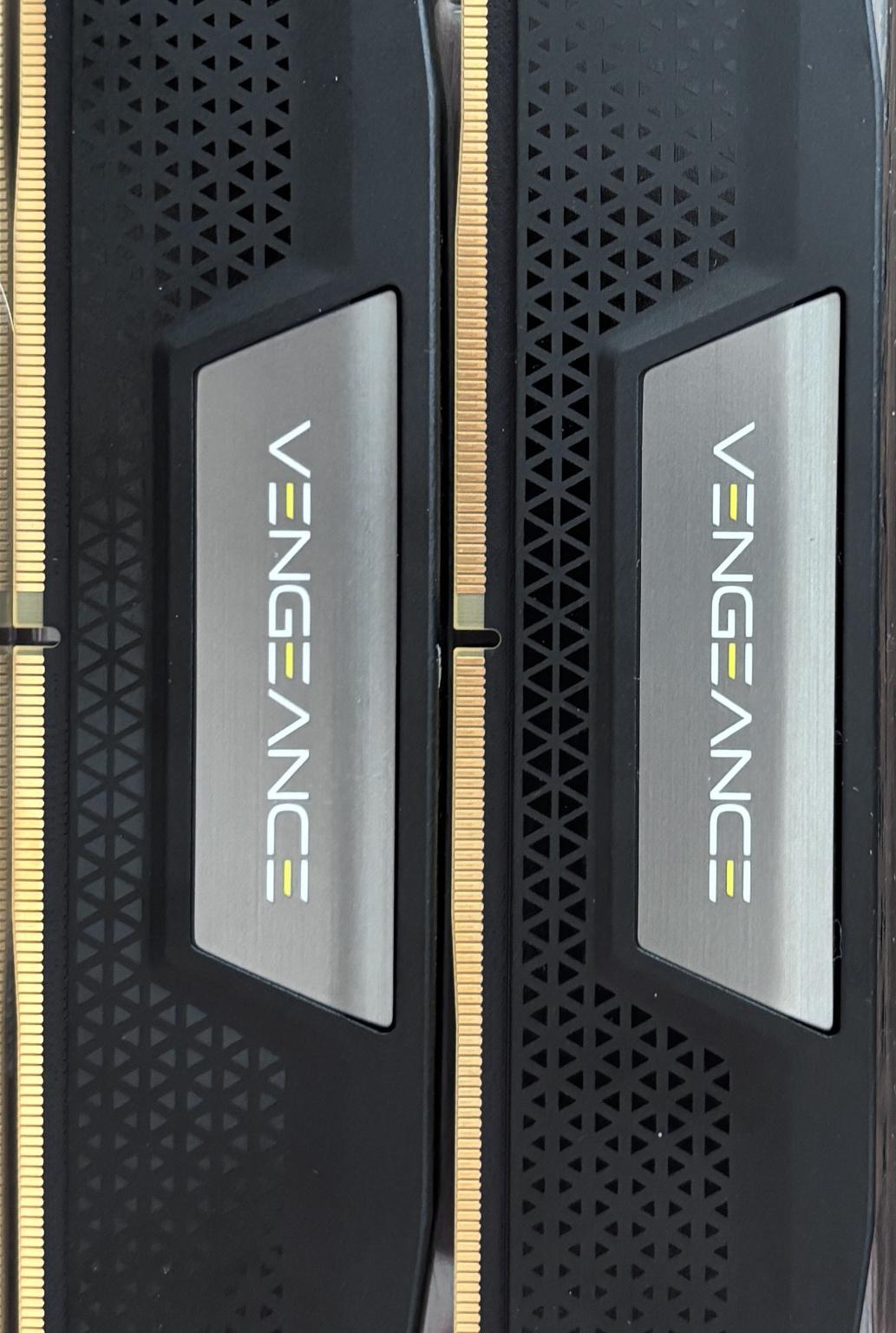 Corsair Vengeance DDR5 XMP-only 32GB (2x16) 6kMT/s 30-36-36-76 (Blk - no RGB)