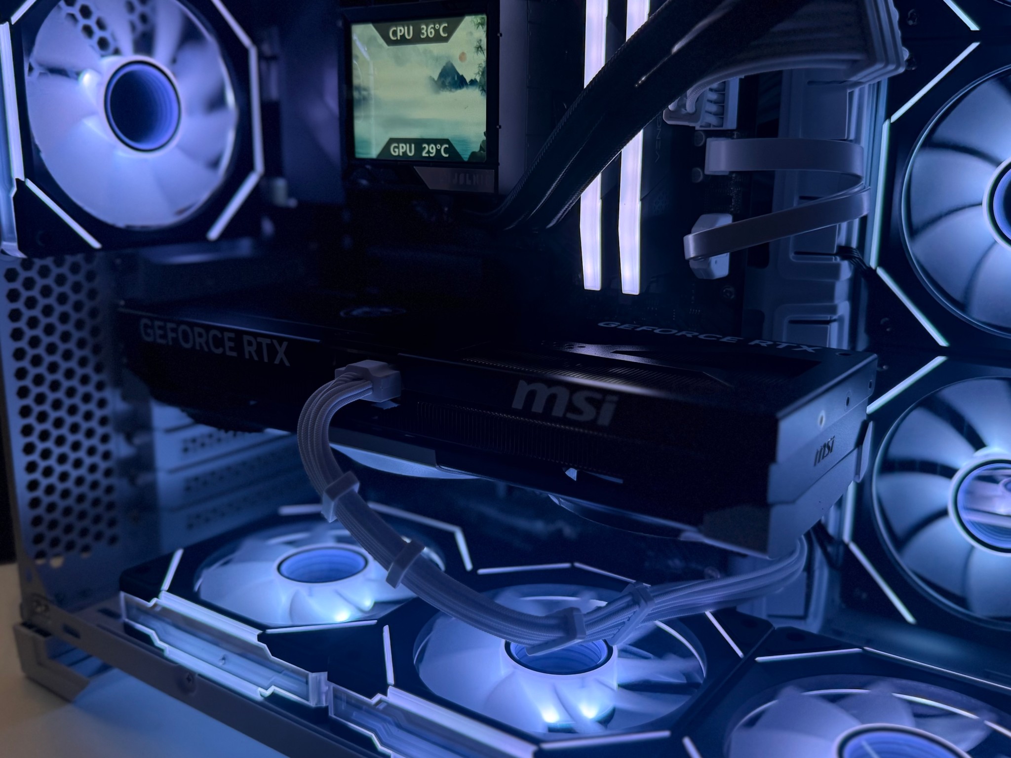 RTX 5080 | Ryzen 7 7800X3D | 2TB SSD | 32GB DDR5