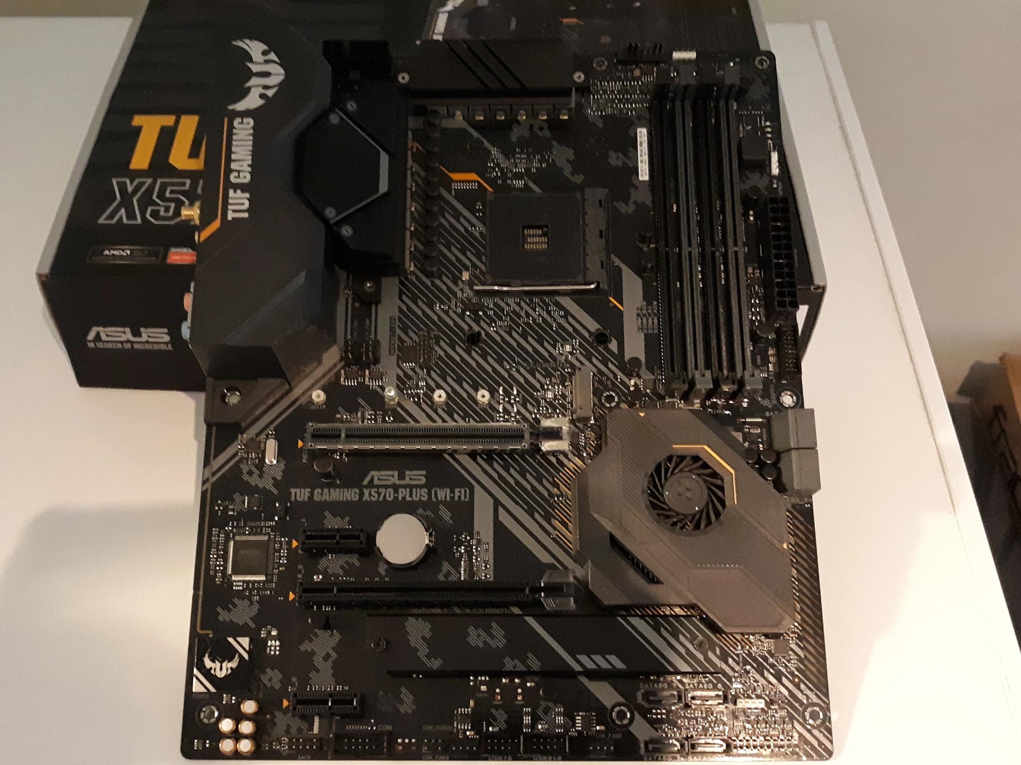 ASUS TUF GAMING X570-PLUS (Wi-Fi) Socket AM4 ATX Motherboard