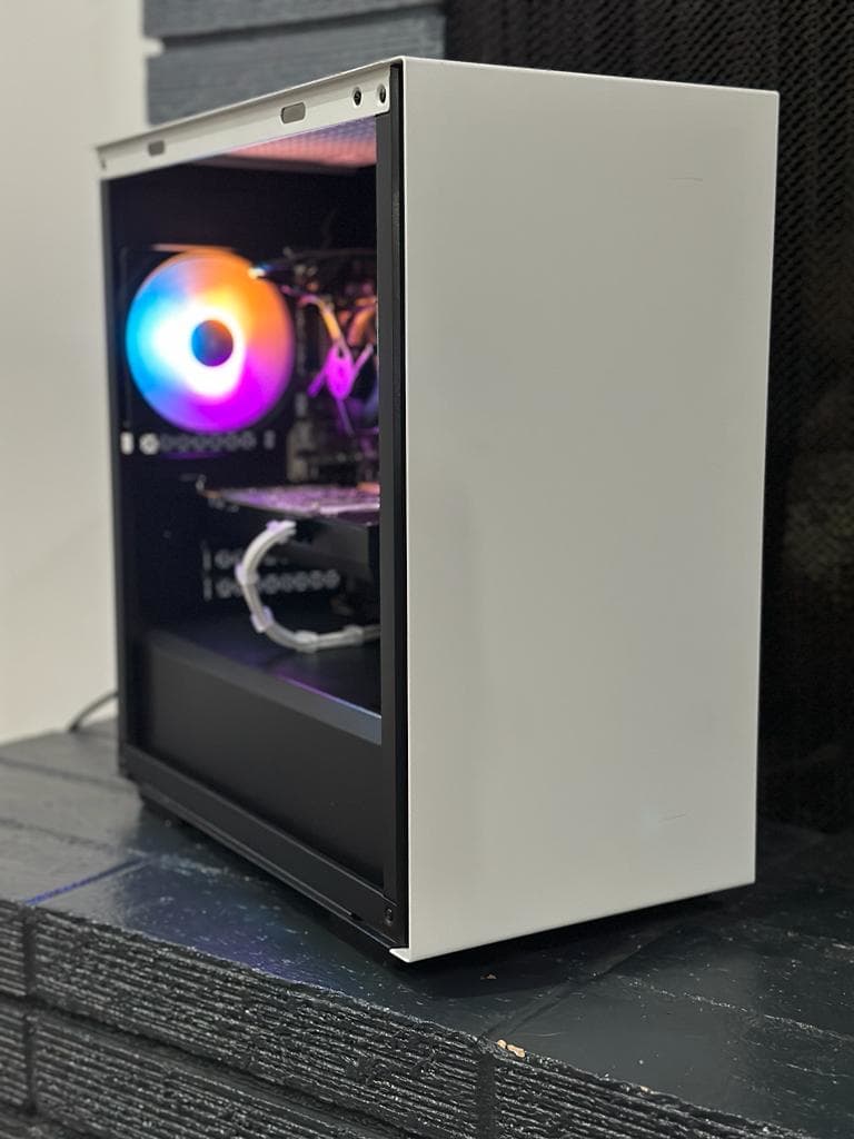 Intel i5/GTX 960, 16GB RAM, 240GB SSD + 1TB HDD Static RGB Gaming PC
