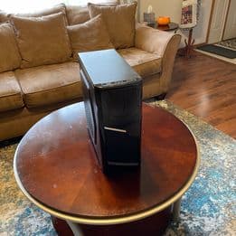 Great Condition Custom PC with EVGA SuperClocked black edition 1070