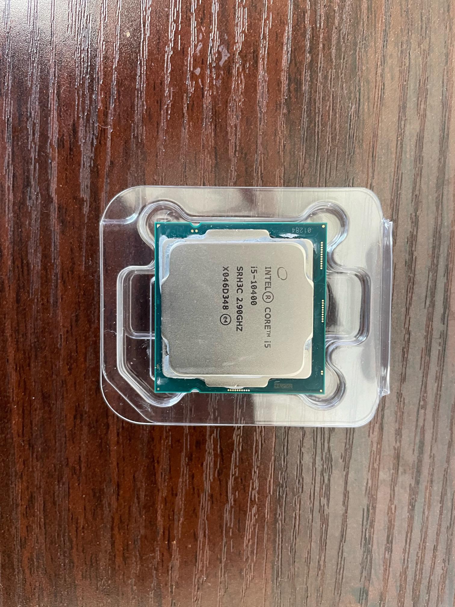 Intel i5-10400, 6 cores, 12 threads, 2.9 GHZ Base, 4.3 GHZ Boost, Hyperthreading and Virtualization