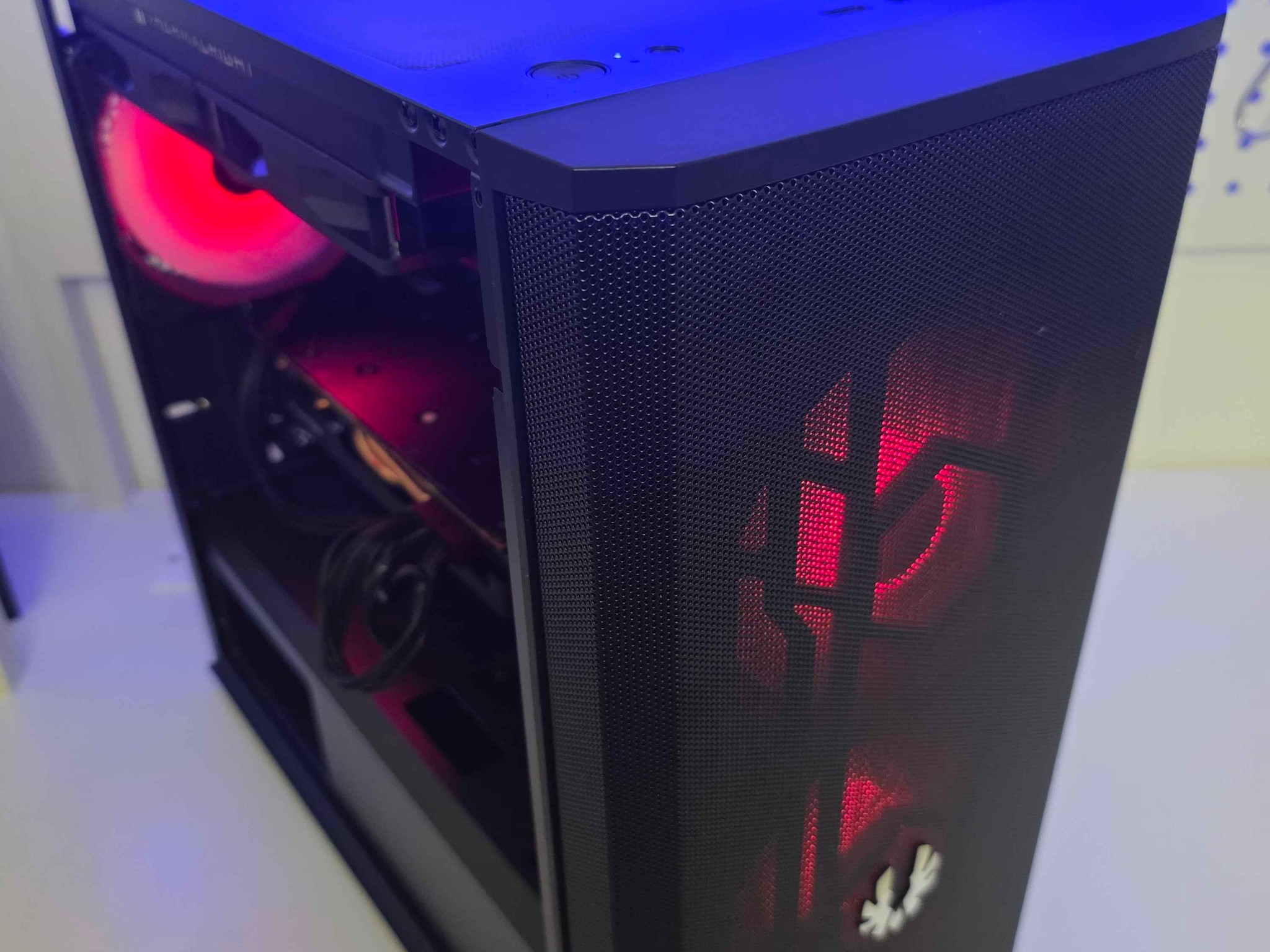 🎄RX 6700 XT GAMING PC 1440P READY WITH 2TB NVMe - BUILT-IN WiFi & RGB 🎄