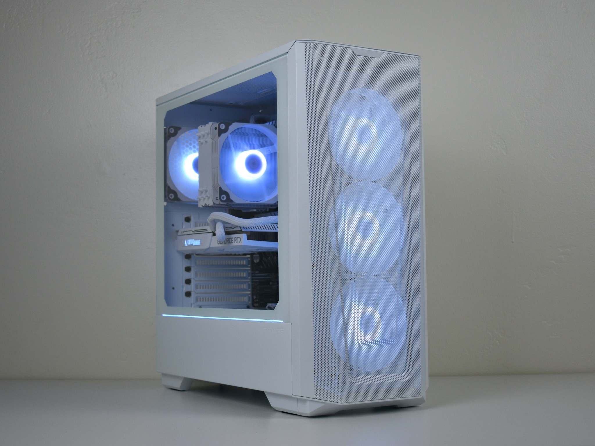 Forge Hercules ❄️ARCTIC WHITE❄️ Gaming PC / RTX 3060ti / Ryzen 5600 / 1TB NVME SSD / 16GB DR4 / WiFi