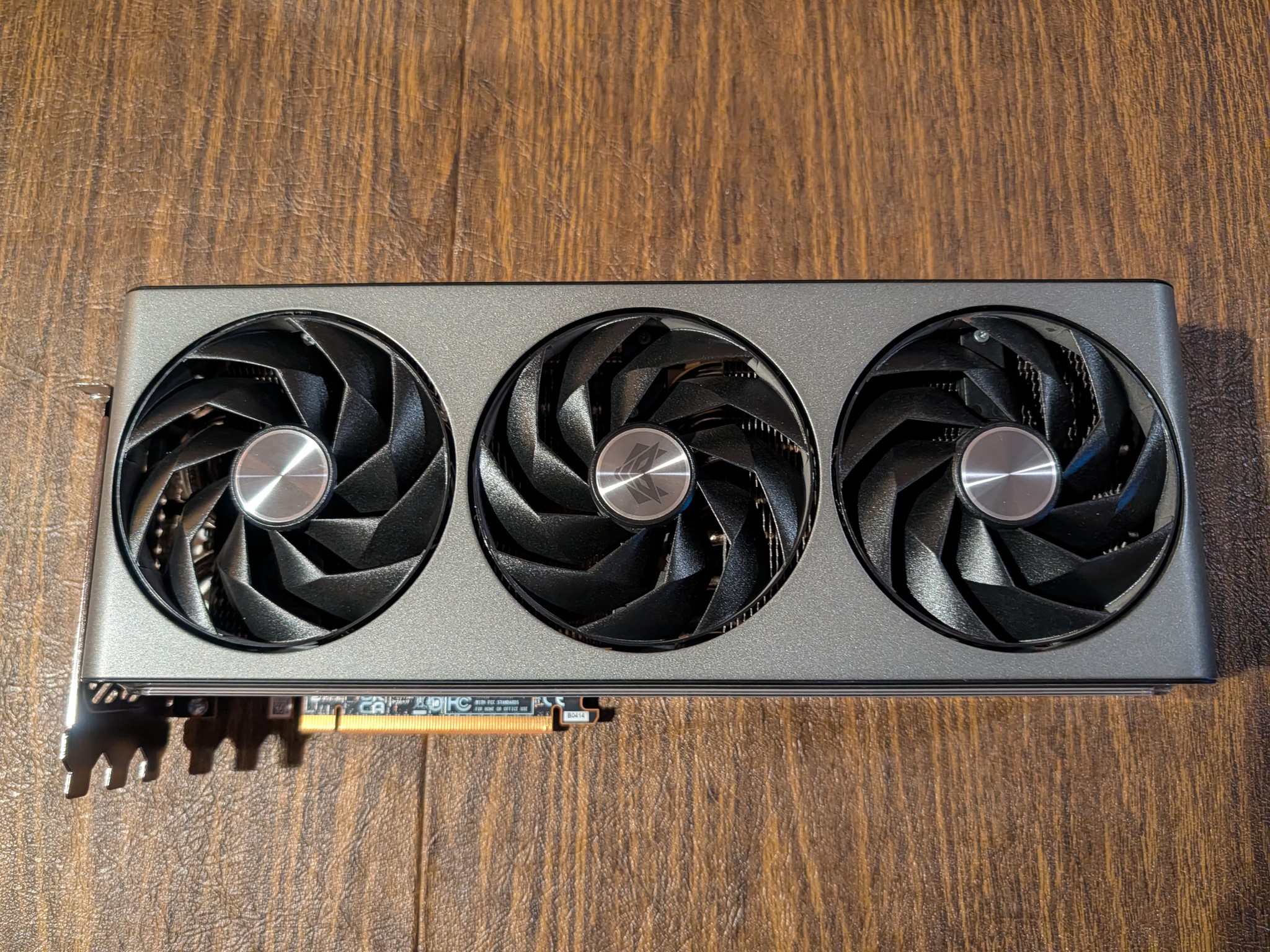 SAPPHIRE NITRO+ AMD Radeon RX 7900 XTX Gaming OC Vapor-X 24GB GDDR6 GPU
