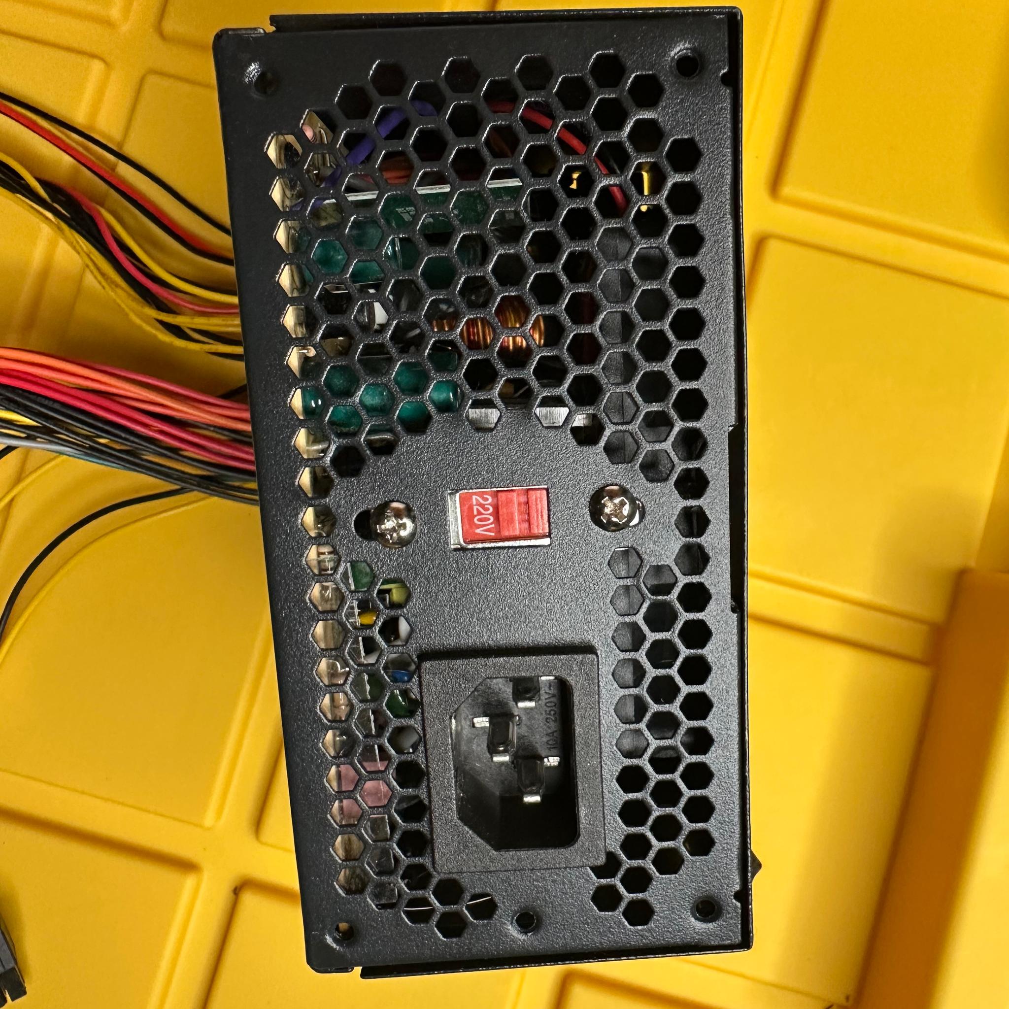 Power Star Black 650w-Max ATX Power Supply Dual Fan, 20+4pin, SATA & PCIe