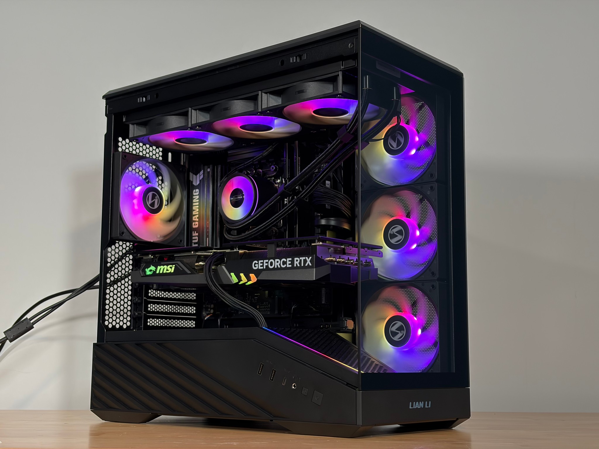 RTX 4070 Ryzen 5 7600x Gaming PC