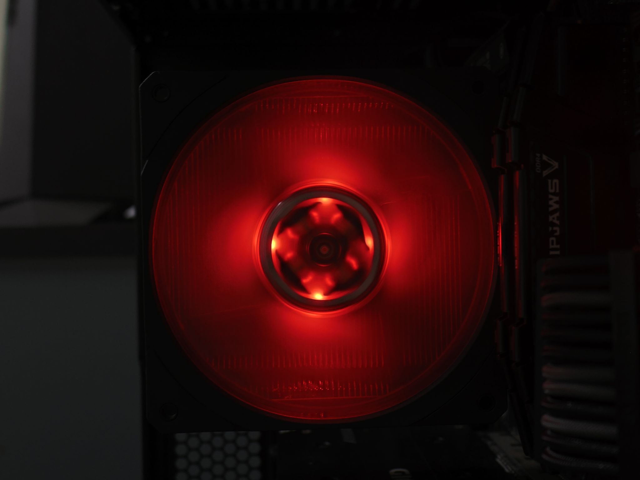 🎮 Mid-Range Stealth Gaming PC -- Ryzen 5 3600 | RX 5700 XT 8GB | 16GB RAM | WIFI