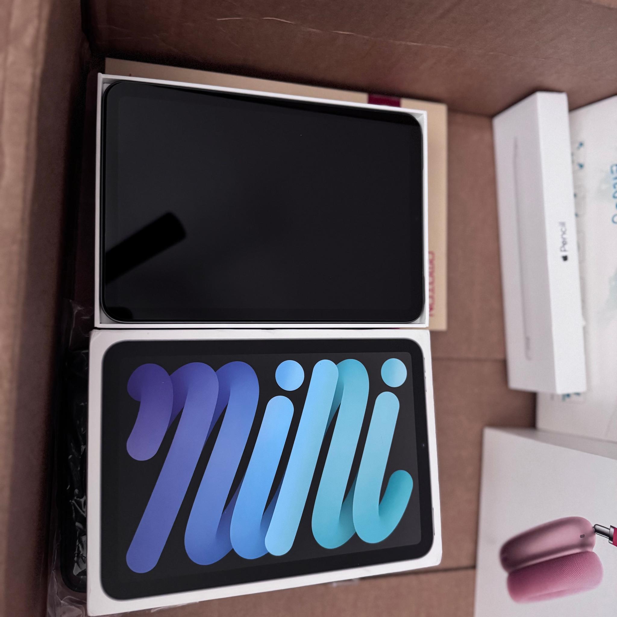 Apple Bundle – IPad Mini 6 64GB1 Wi‑Fi + Apple Pencil 2 + AirPods Max Pink/Coral