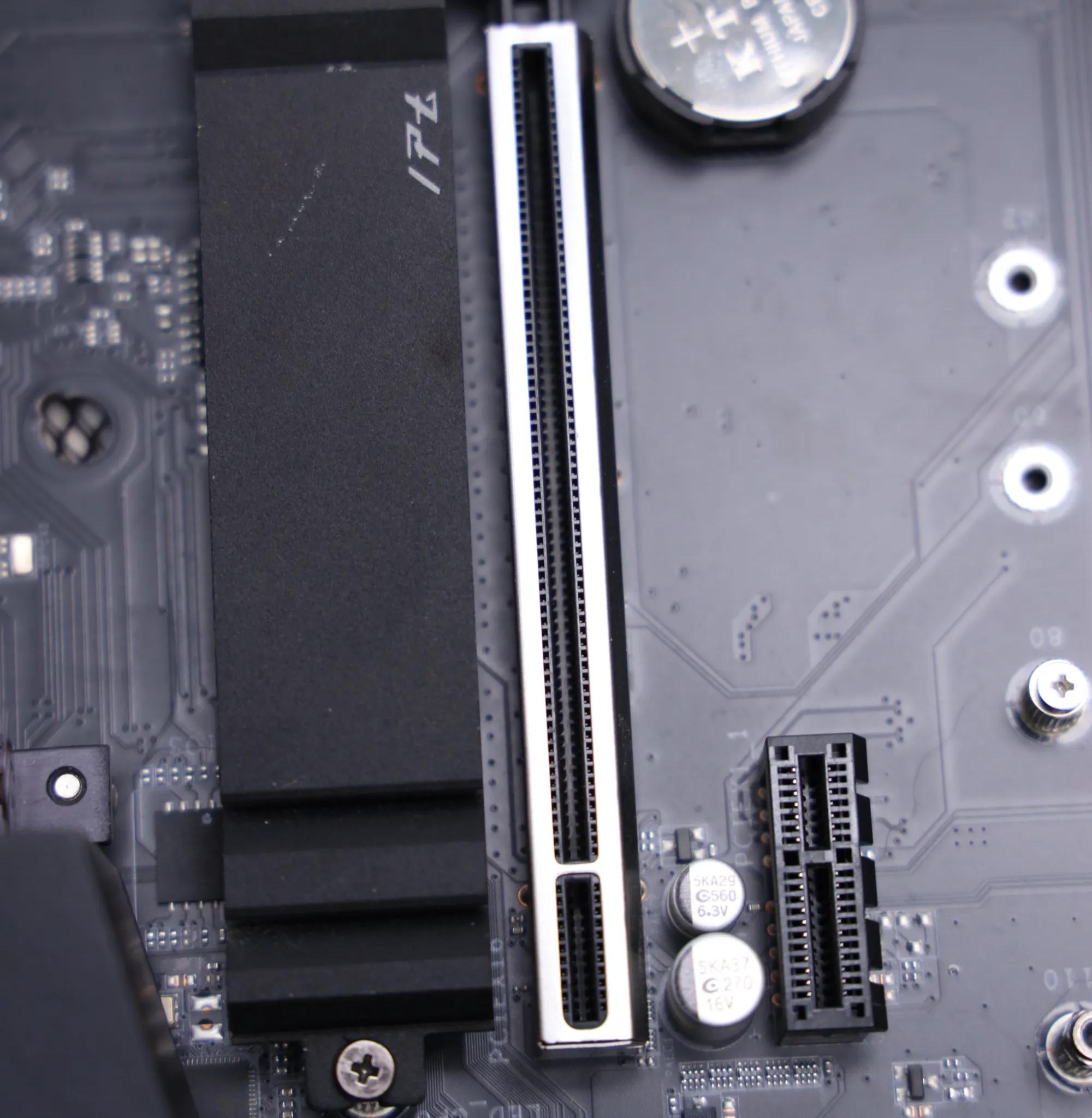 B550 Pro AC/ Ryzen 5 5600x/ 32gb ddr4/ AMD Wraith CPU cooler.