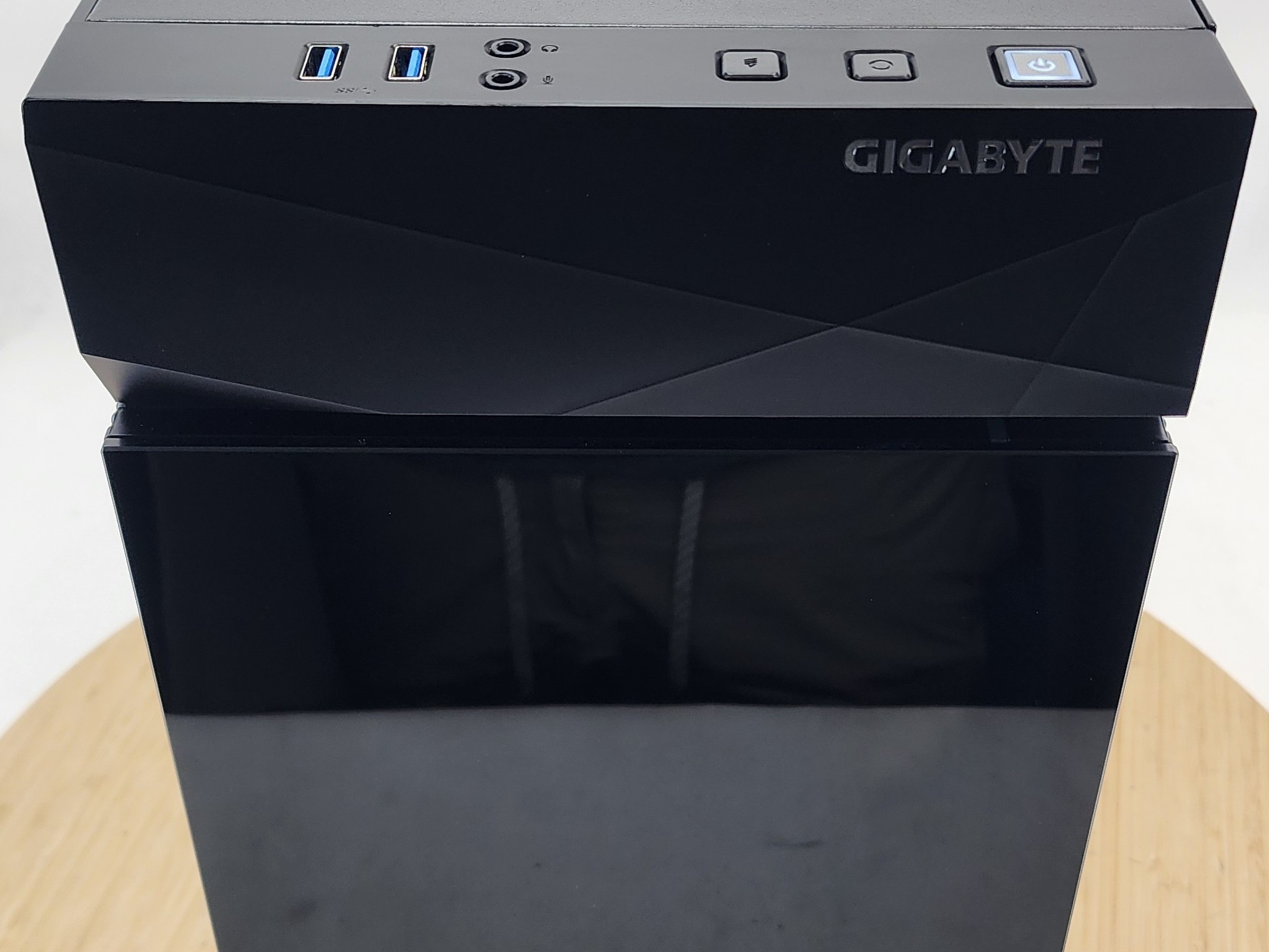 Gaming PC Ryzen 9 5950X 32GB RAM 1TB SSD RX 7800 XT 16GB Windows 11 PC