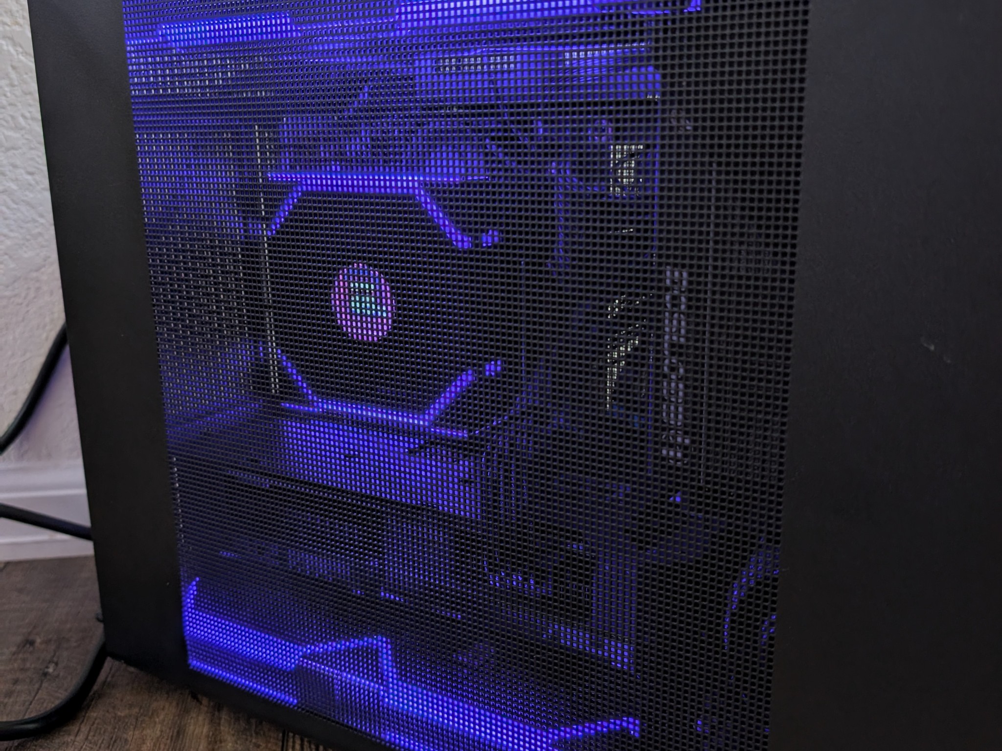 Minisforum BD770i 7745HX ITX Build! | 4070 Super | 2TB NVME | 48GB DDR5