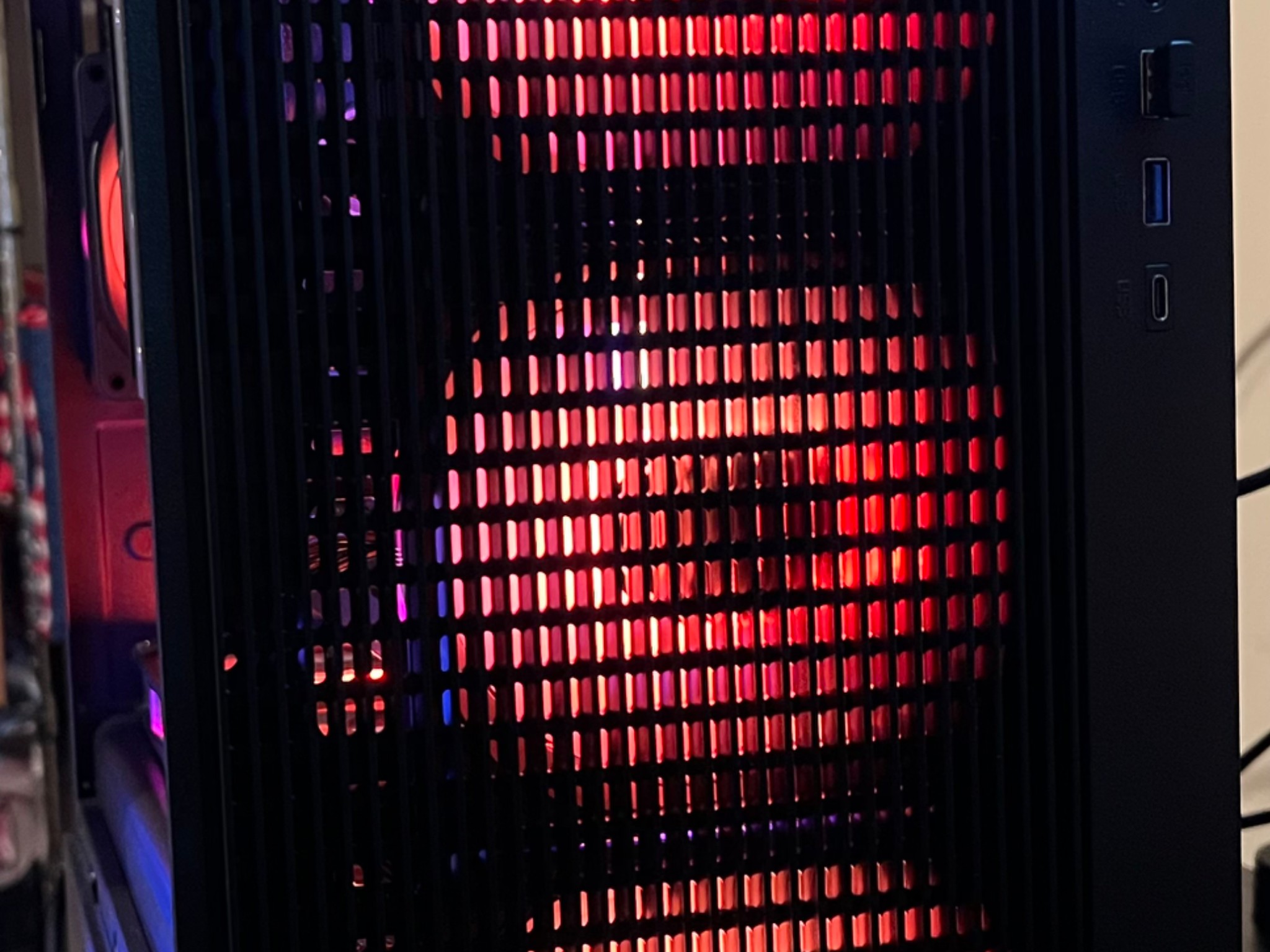 Team Red 3.0 Ryzen 5 7600x 1.5 TB SSD 32GB DDR5 RX 7800 XT ARGB fans. ALL NEW parts!