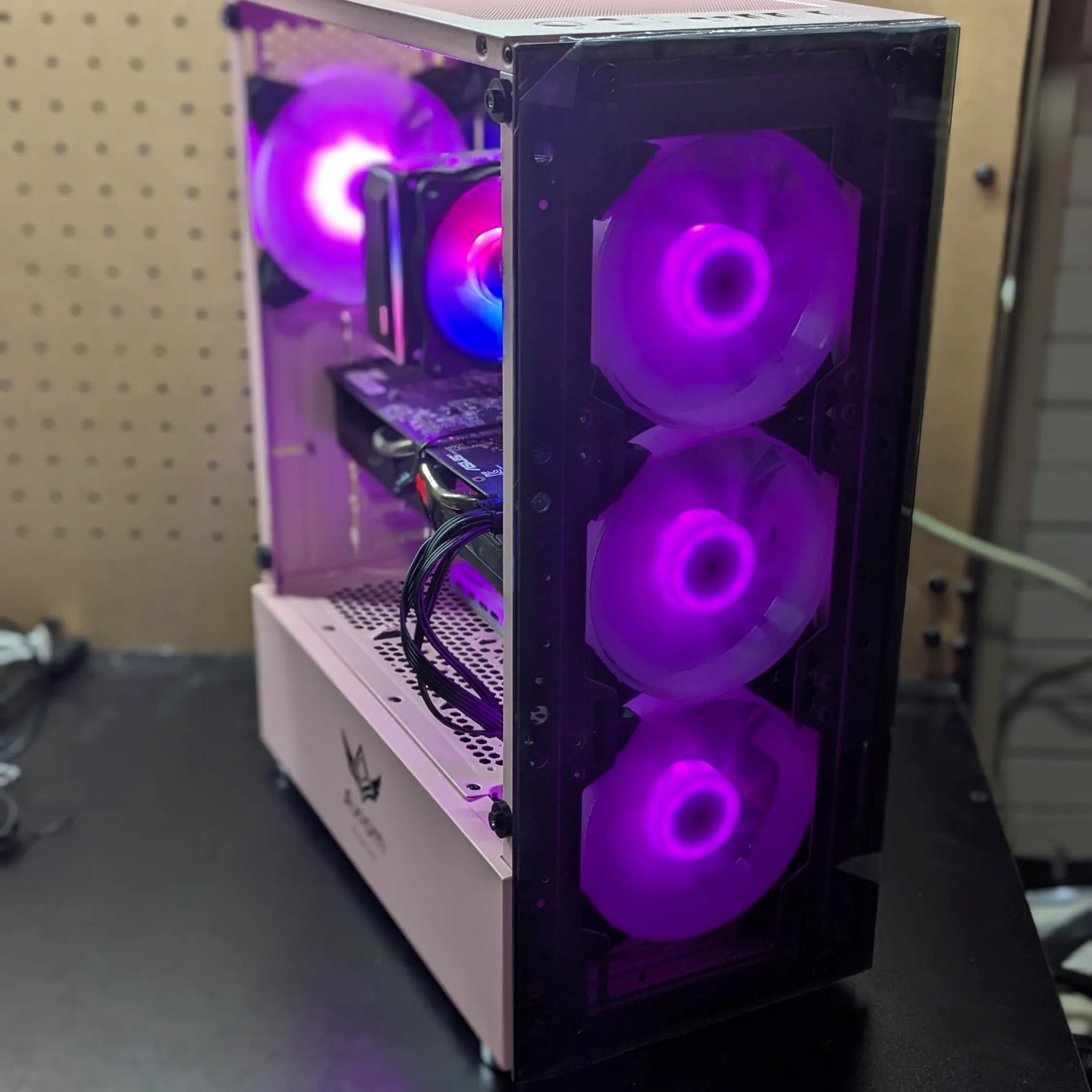 Fabulously Pink |  100 FPS Fortnite | i5-4590 , 16GB RAM, 500GB SSD, RX 470 8GB, RGB, Wifi, Win10