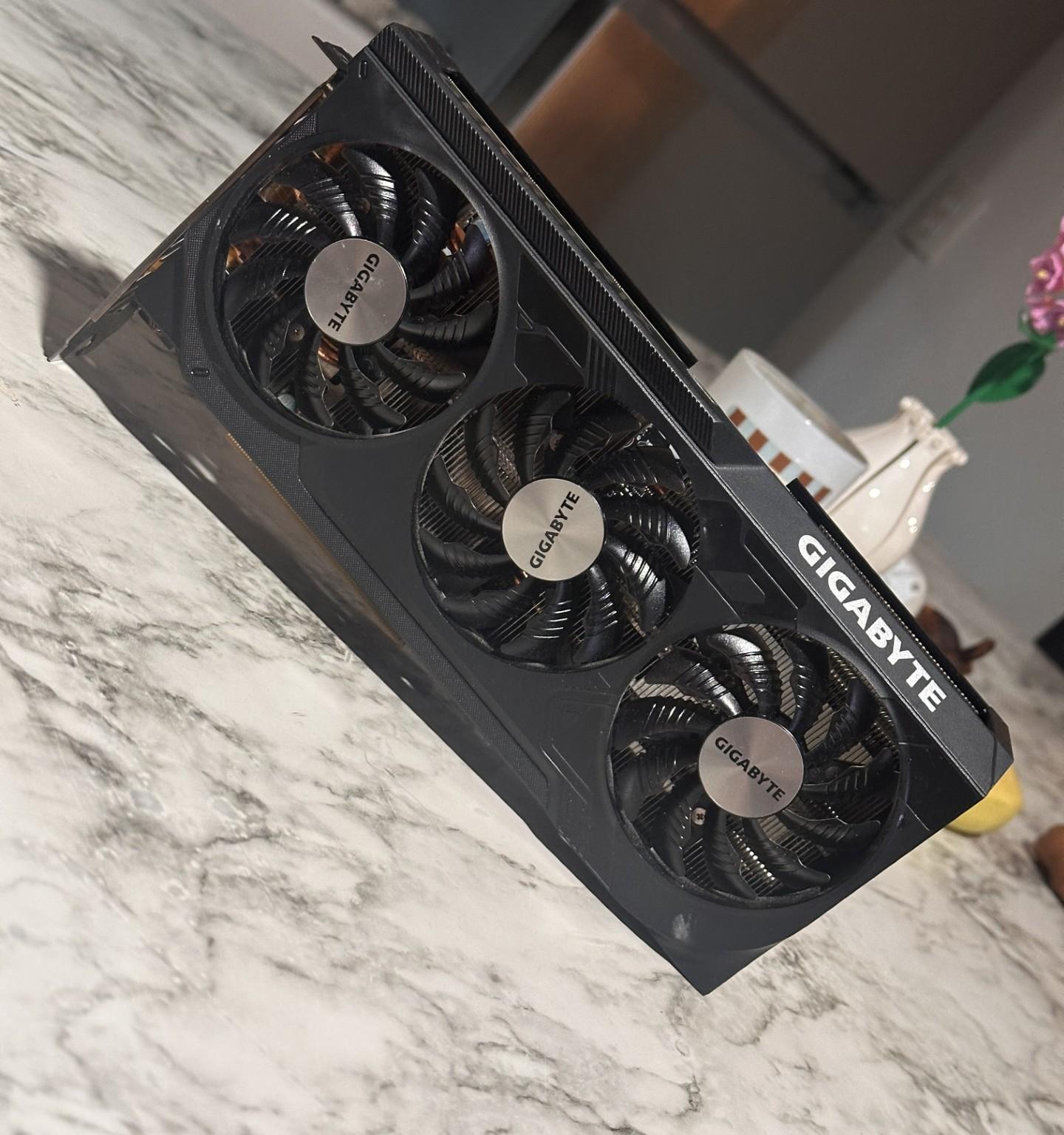 NVIDIA GeForce RTX 4070 - Image 1