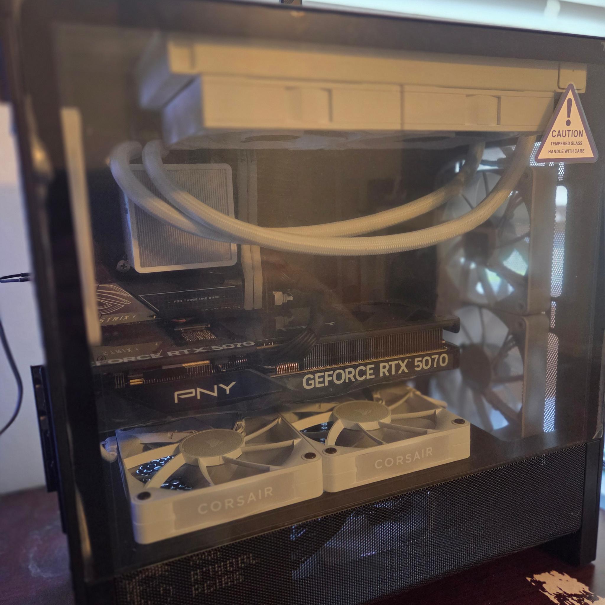 I5 14th Gen CPU pny rtx 5070 12GB oc triple fan 16gb team force delta rgb 6000mhz 2 tb ssd