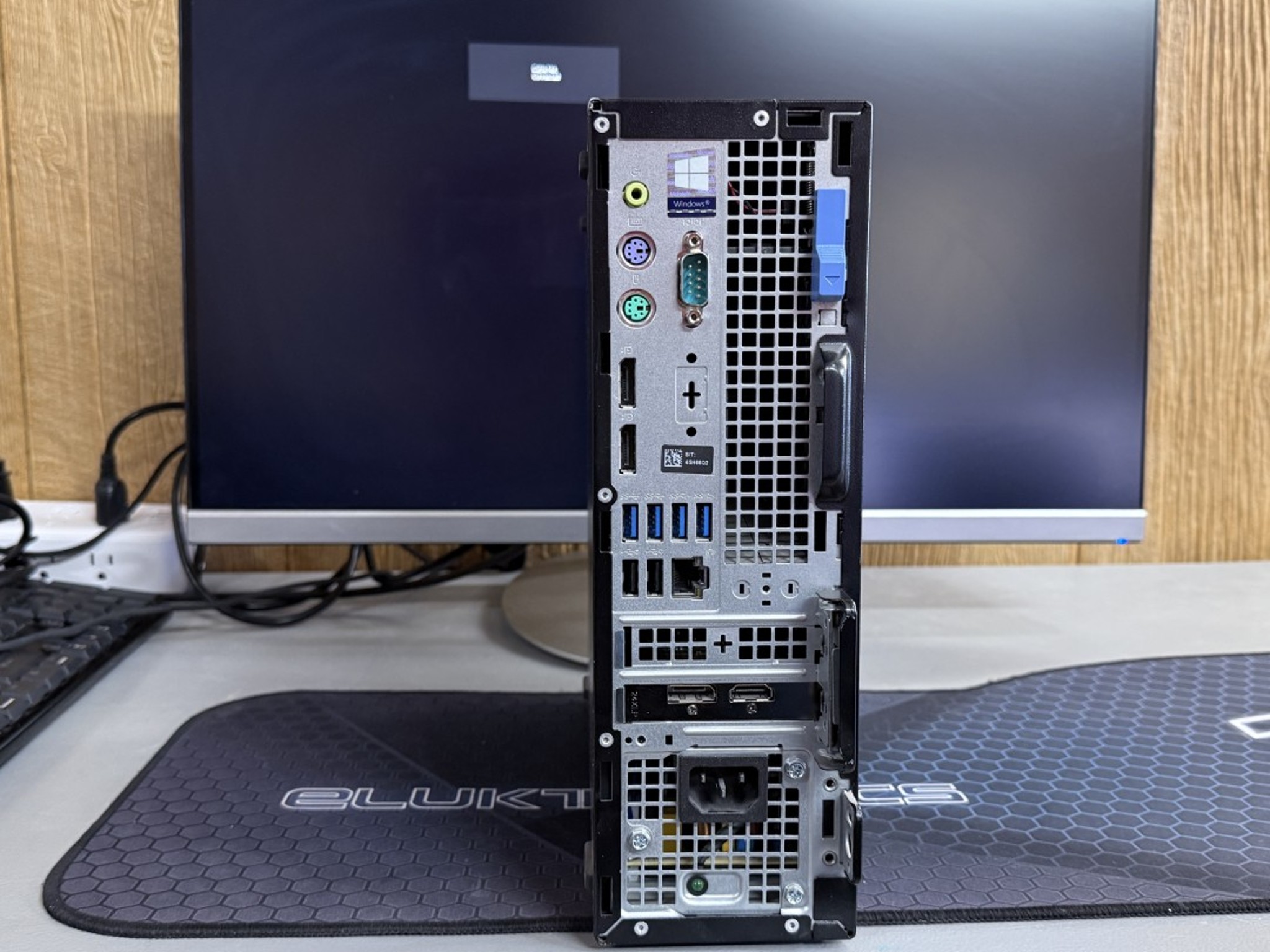 Dell OptiPlex 7060, i5, 16GB, 256 NVME, AMD RX 6400 LP - VERY LIGHT "Gaming" - Windows 11 PRO