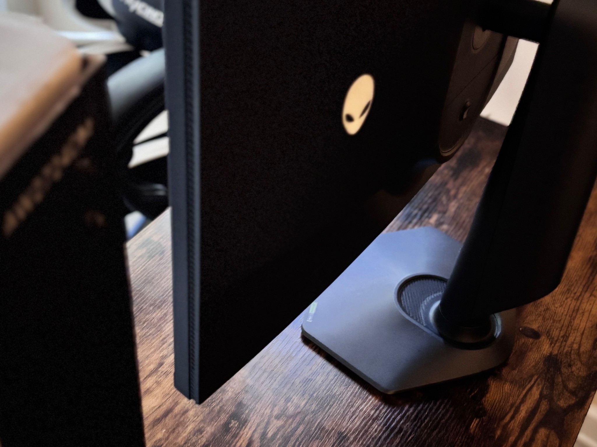 Alienware 27 Gaming Monitor - AW2724DM