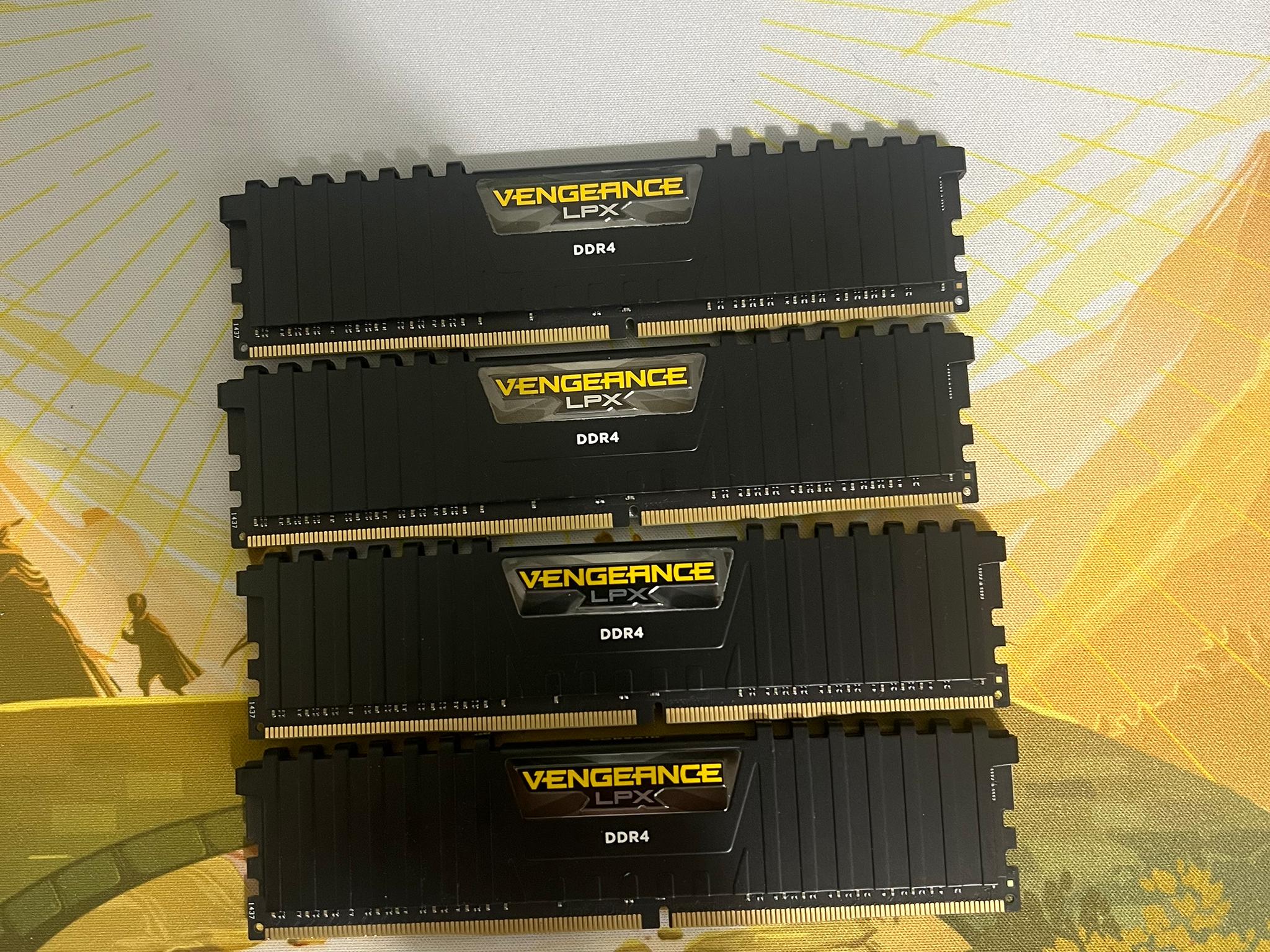 16GB DDR4 Corsair Vengeance LPX [4x4]