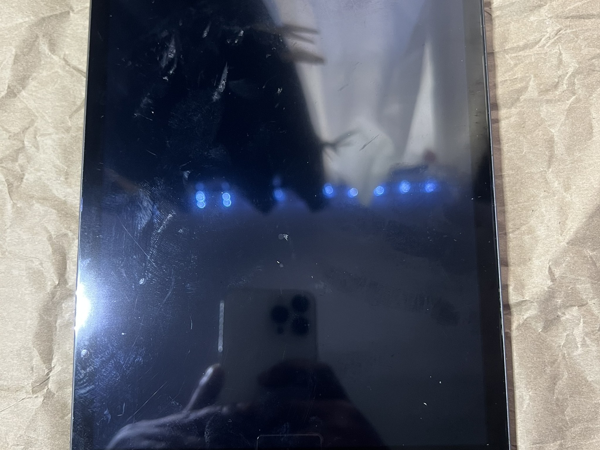 Apple iPad 7th Gen – Wi-Fi + Cellular – 32GB – Space Gray