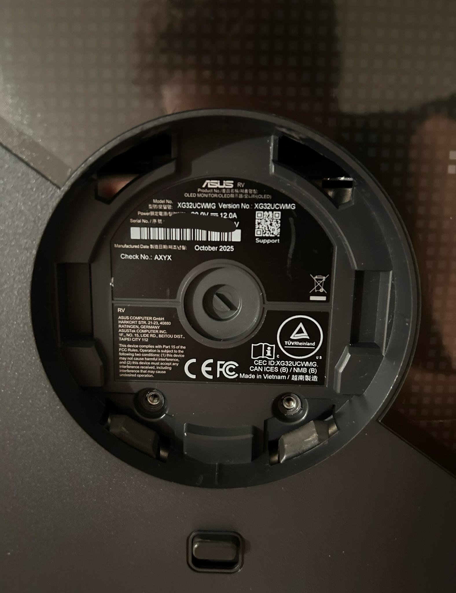 ASUS ROG Strix OLED 32" 4K (3840 x 2160) 240Hz OLED Gaming Monitor (XG32UCWMG) (0 Hours Powered on!)