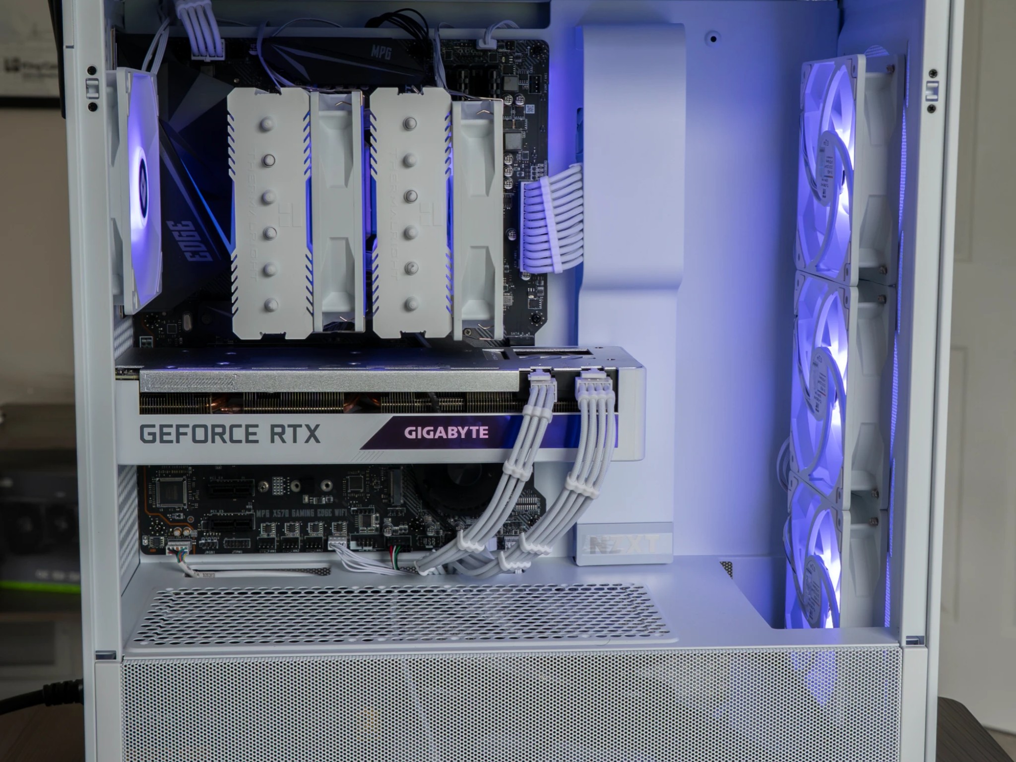 RTX 3070 Gaming PC | Ryzen 9 3900x | 16gb DDR4 | 1TB SSD | Windows 11 | WIFI + BT