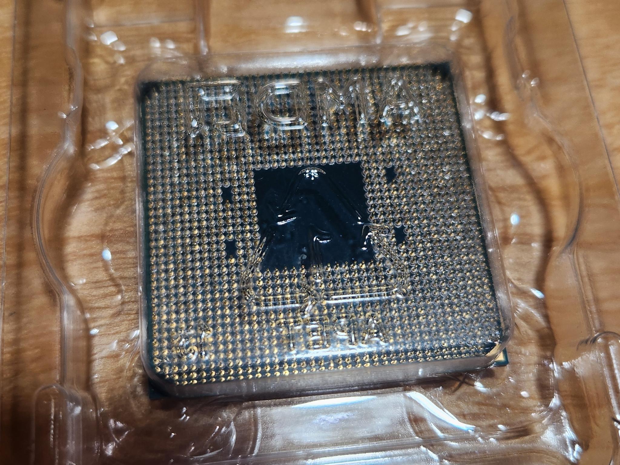 AMD Ryzen 7 5800X3D