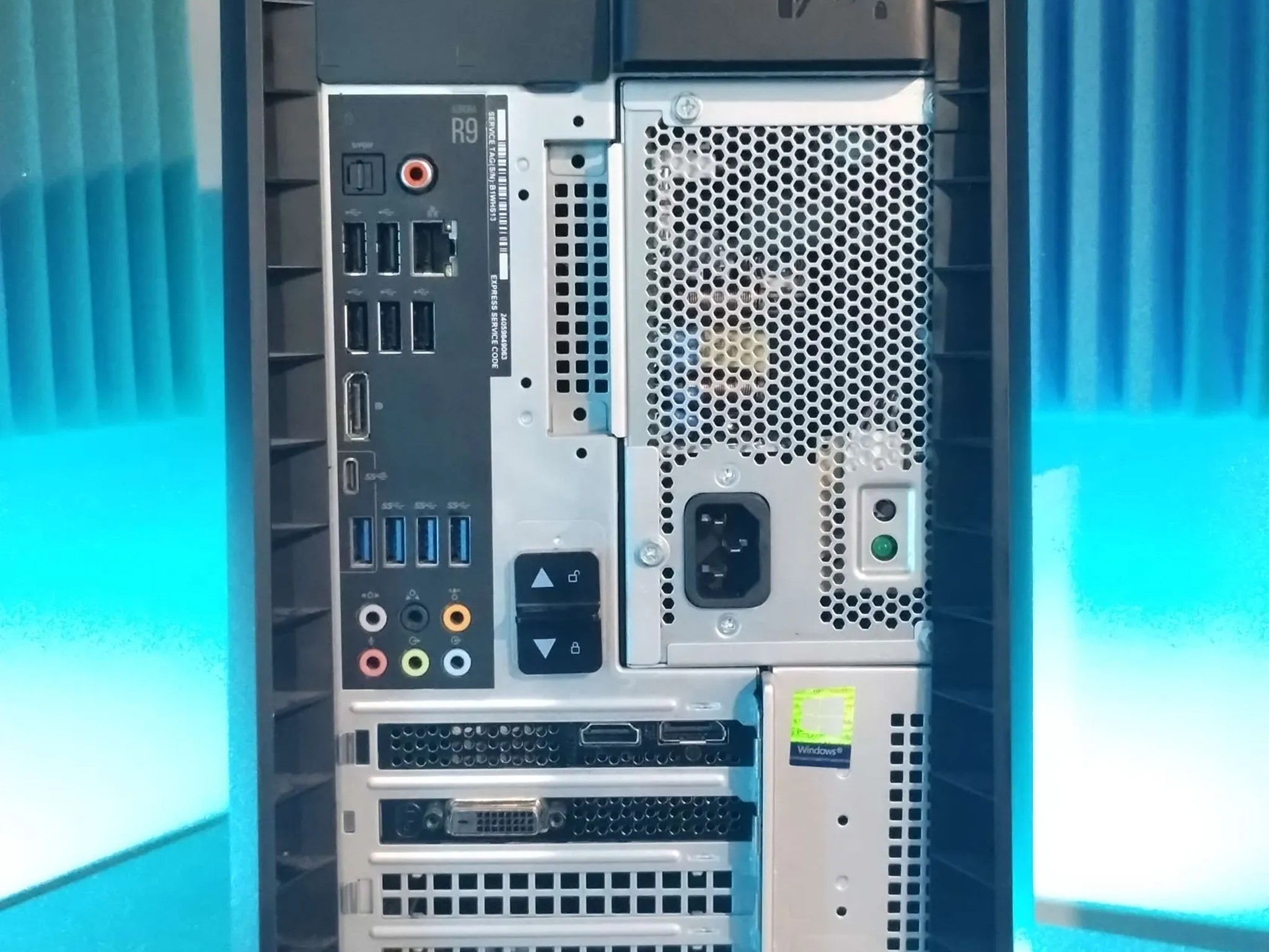 Alienware: i5 32GB RAM RTX2060, deep-cleaned and upgraded