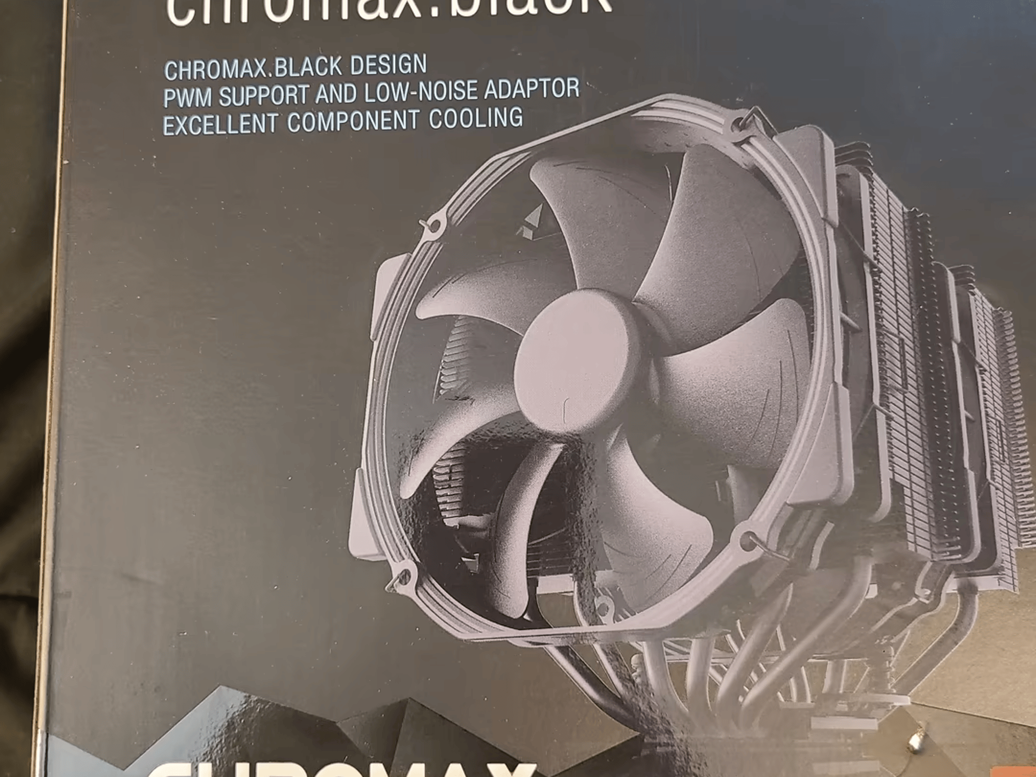 Noctua NH-D15 chromax.Black, Dual-Tower CPU Cooler (140mm, Black)