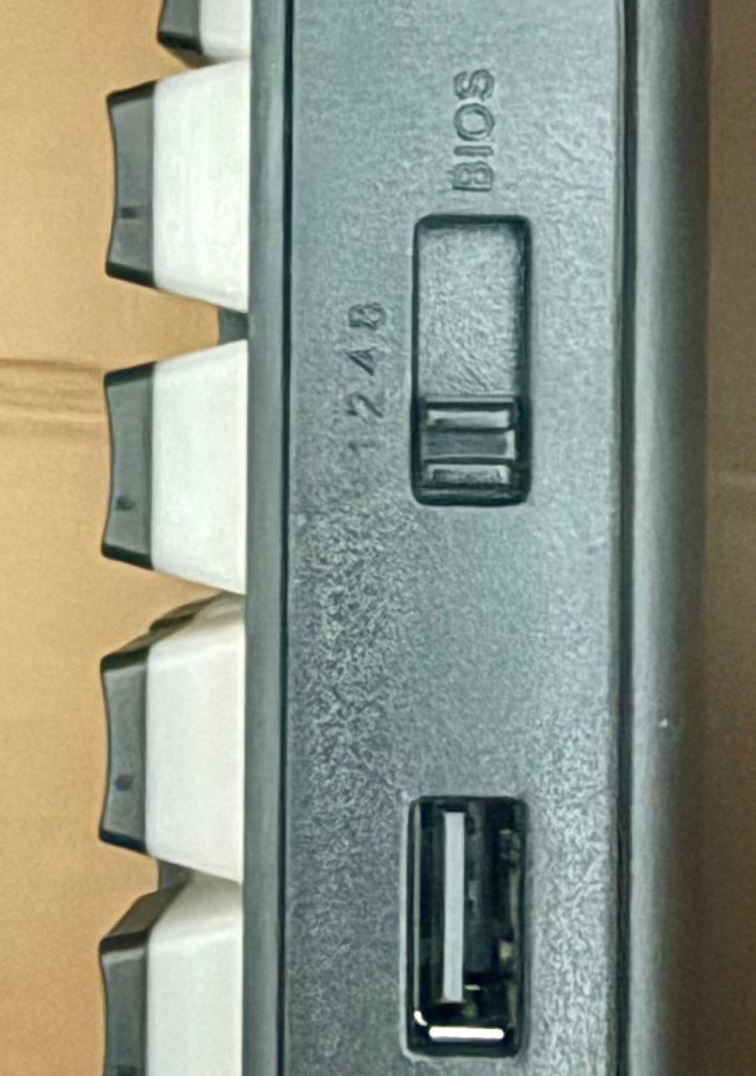 Corsair Vengeance K70 Mechanical Gaming Keyboard