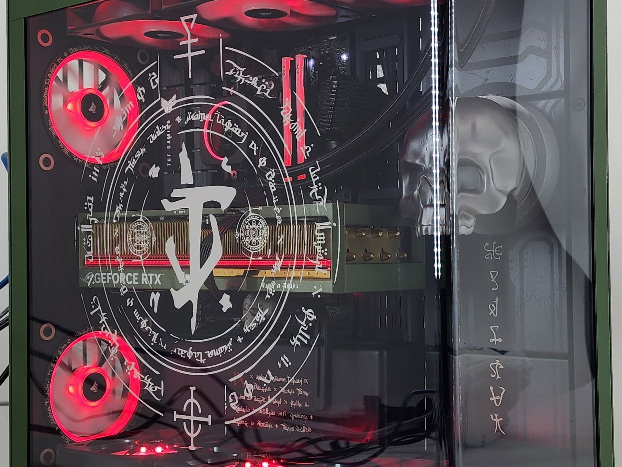 Gaming PC Ryzen 7 9800X3D 32GB RAM 2TB SSD RTX 5080 16GB Windows 11 DOOM PC