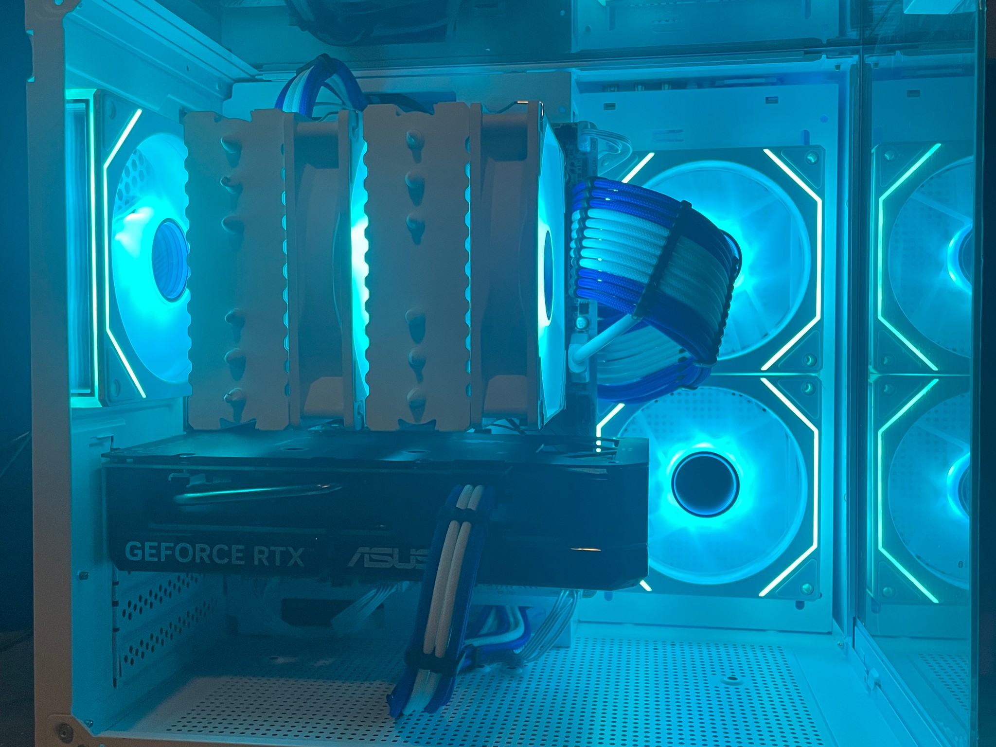 GeForce RTX 5060 Custom Gaming PC - Core i5-12600KF, 1TB SSD