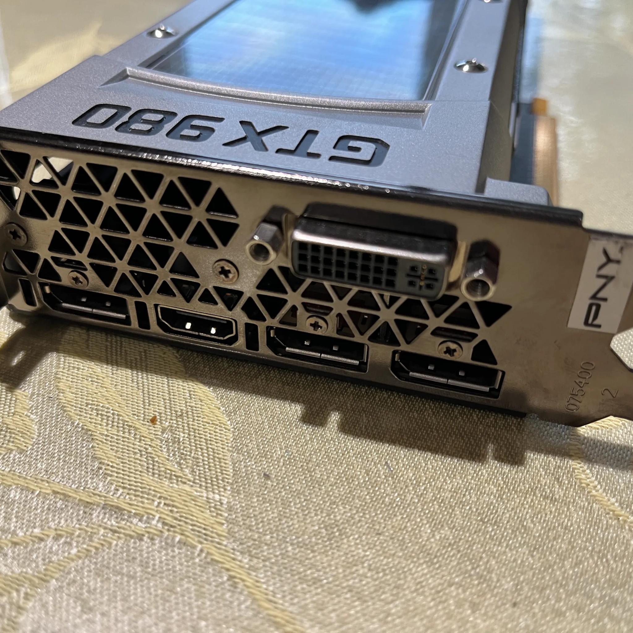 PNY GeForce GTX 980 Founder's Edition GPU 4GB GDDR5