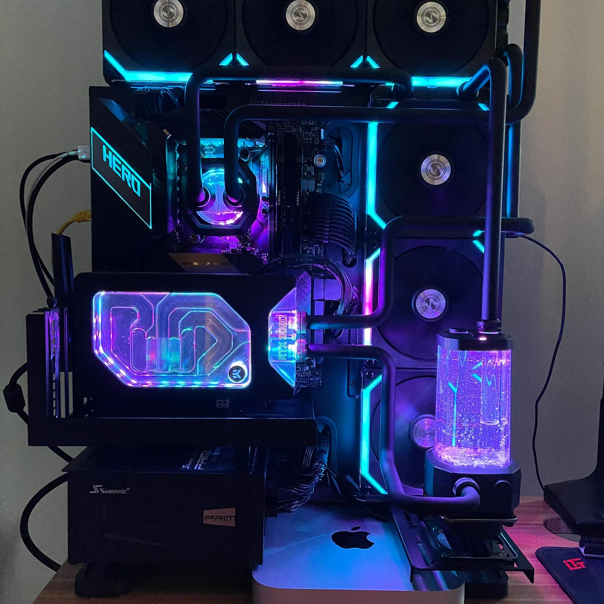 3090 FE mounted EKWB + FE Cooler (unused) + extra WB!