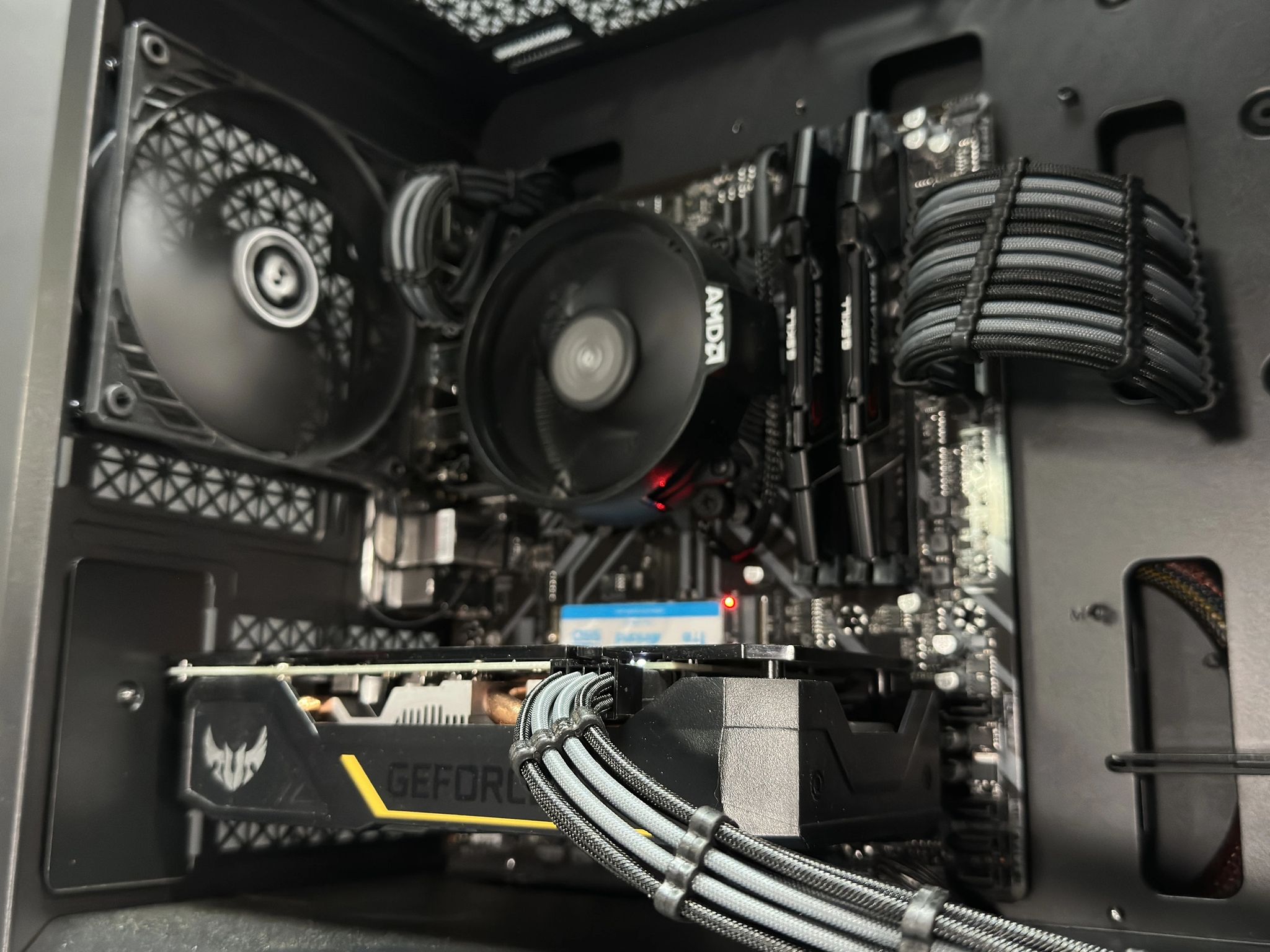🏰♜Dark Iron♜🏰 GTX 1660ti / AMD Ryzen 5 5500 / 1TB NVME SSD / 16GB Ram / WIFI / WIN10