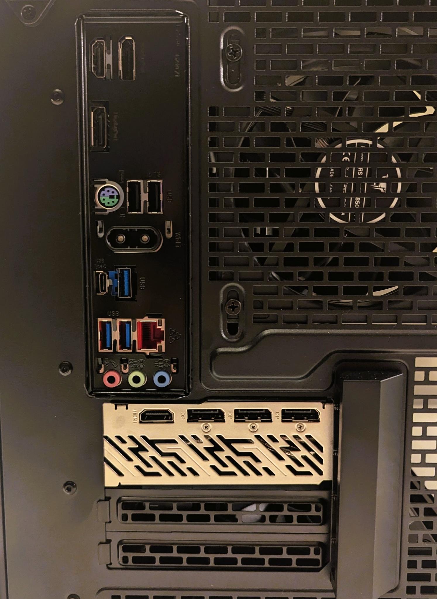 RX 9070 XT 16GB | RYZEN 9600X | 16GB DDR5 | 1TB SSD | 240MM LCD AIO | 850W GOLD| WIFI+BT