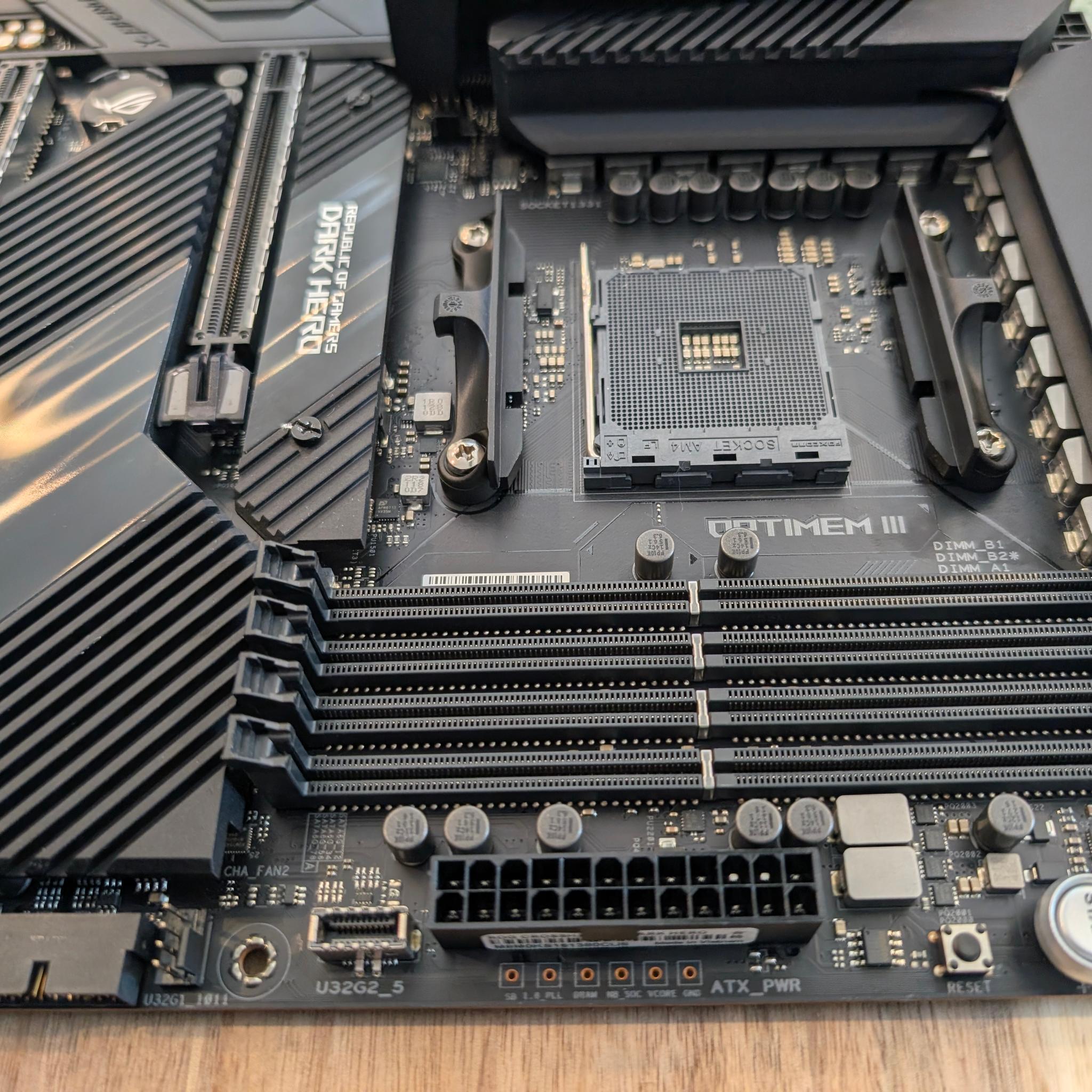 🏆 AM4 ENDGAME 🏆 ASUS ROG Crosshair VIII Dark Hero 🌑 | Latest BIOS ⚡ | Boxed & Ready! 📦🔥