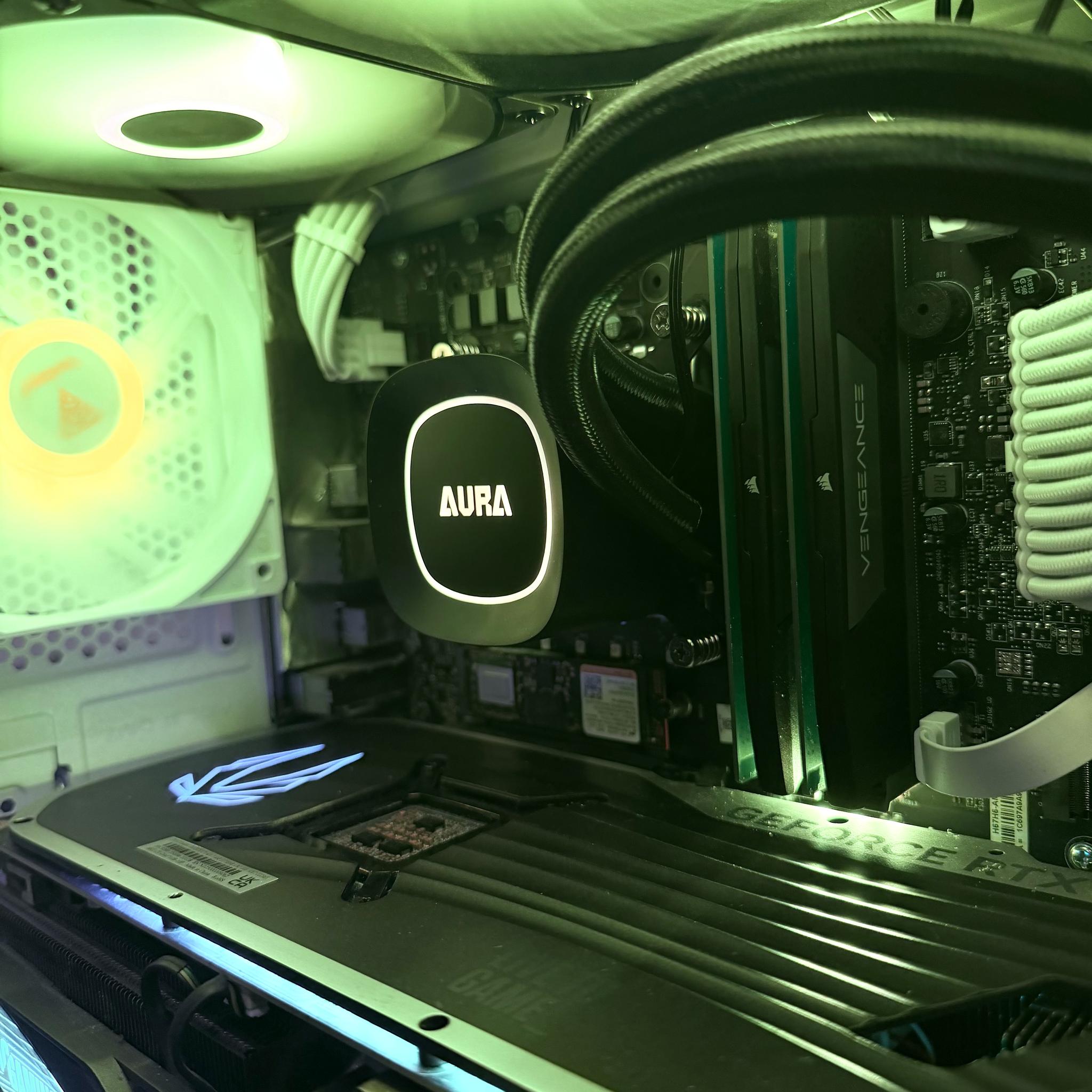 ❄️"Artic Tide "❄️| 4k Gaming | RTX 4070 Ti AMP Extreme  | i7 12700F | 32B DDR5 Ram | 3TB Storage