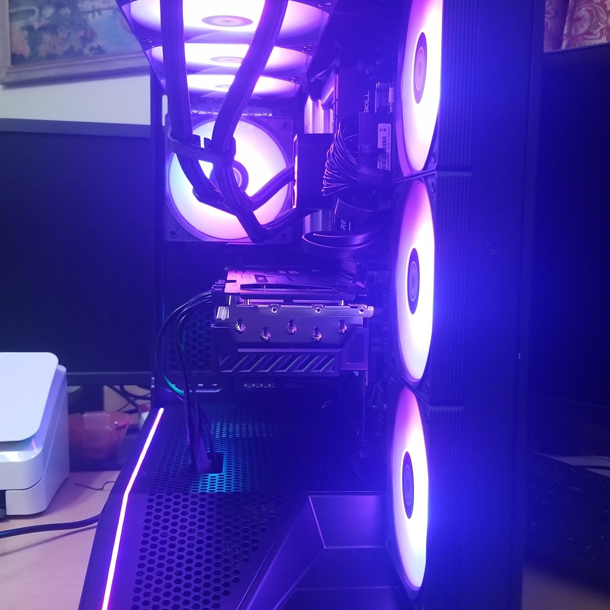 Solid Gaming PC | 9850X3D | 9070 XT | 32g DDR5-6000 | 2 Tb NVME