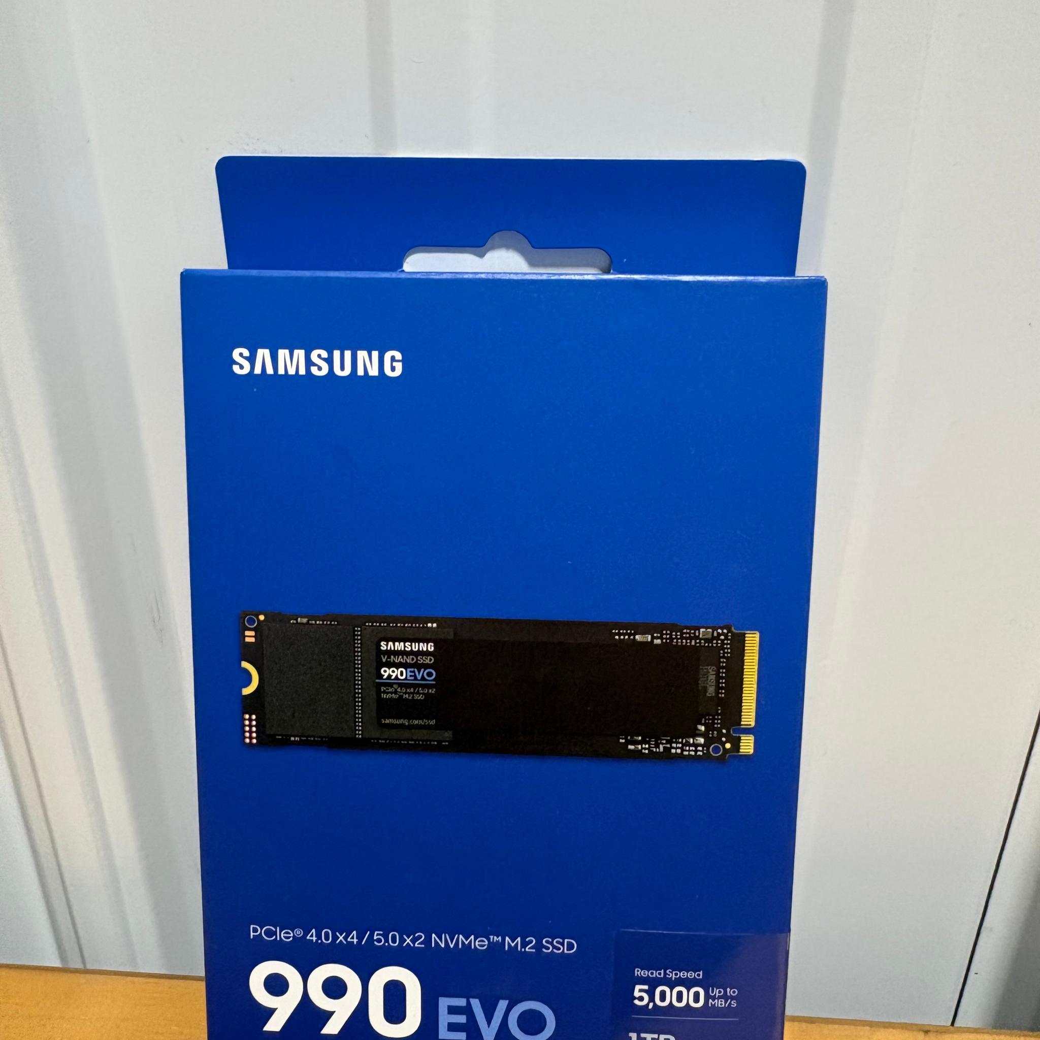SAMSUNG 990 EVO SSD 1TB, PCIe Gen 4x4, Gen 5x2 M.2 2280 NVMe SSD, Up to 5,000MB/s