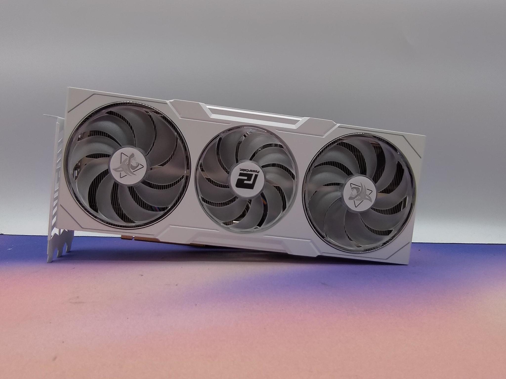 PowerColor Hellhound Spectral White RX 7900XTX