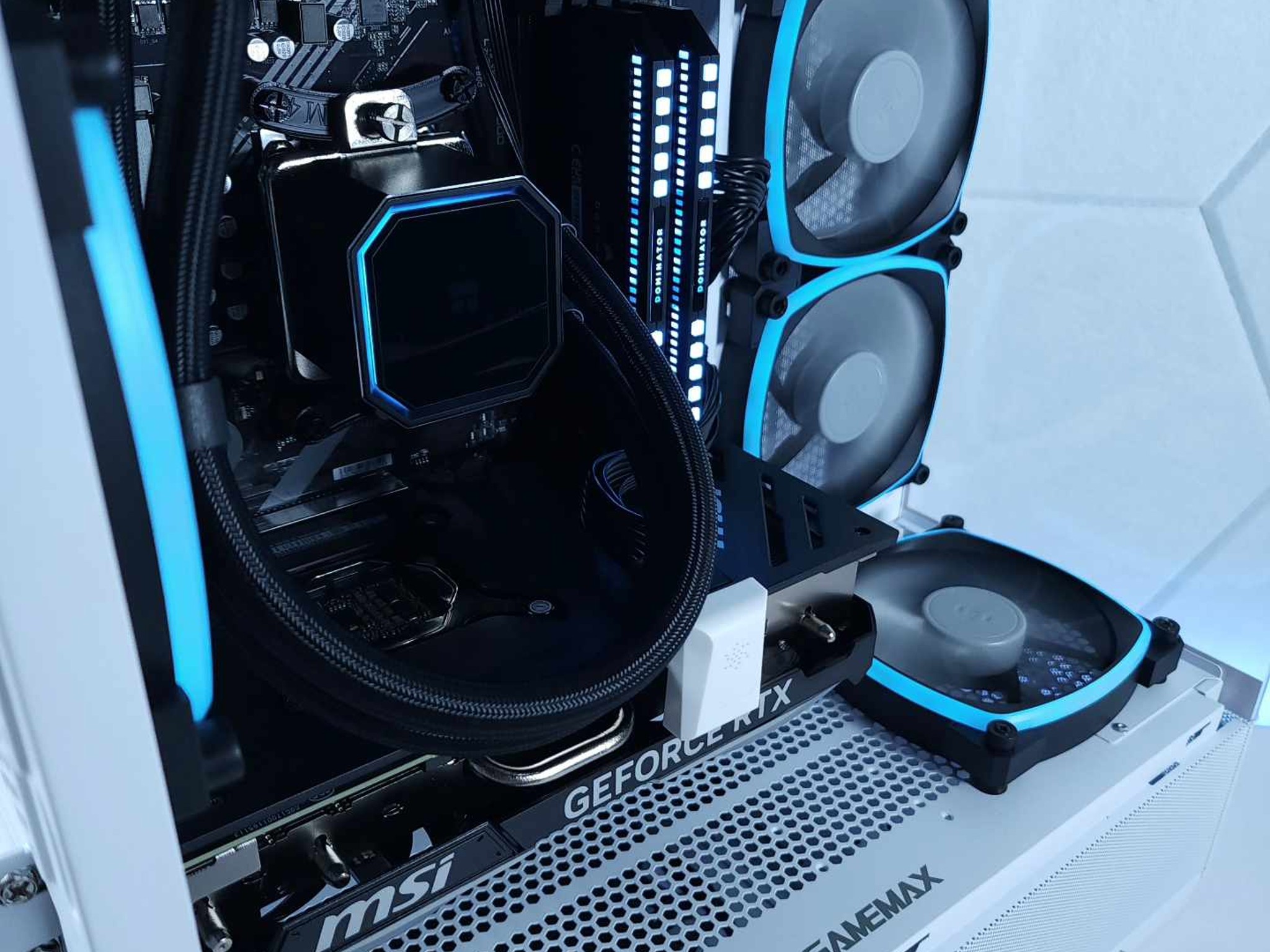 💙💙RTX 4070Ti || Ryzen 7 7700X || 2TB NVMe SSD || 32GB DDR5* || 1440p Gaming PC