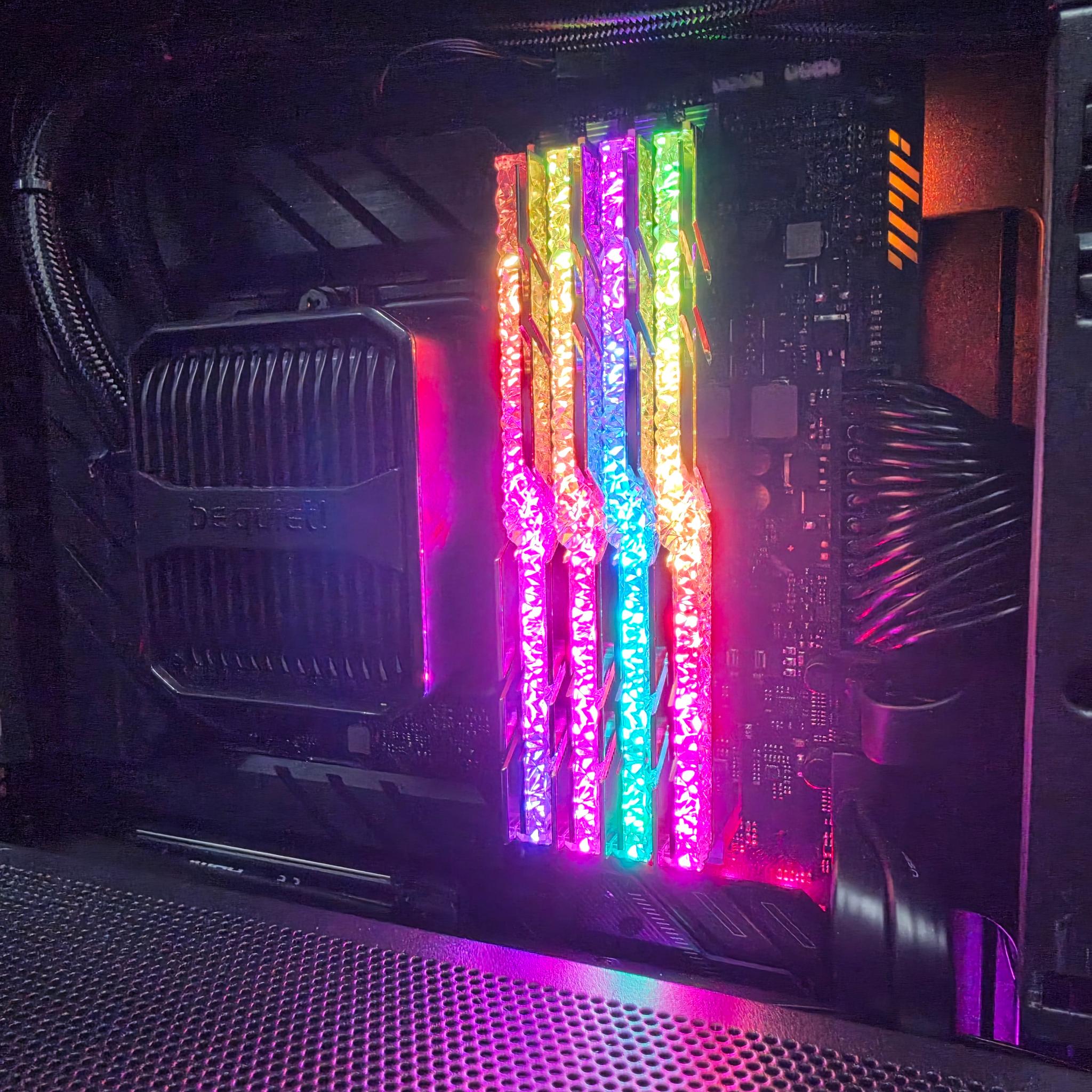 Phanteks EX5 14900K | RTX 4080 Super | 32GB DDR4 | 2TB NVME