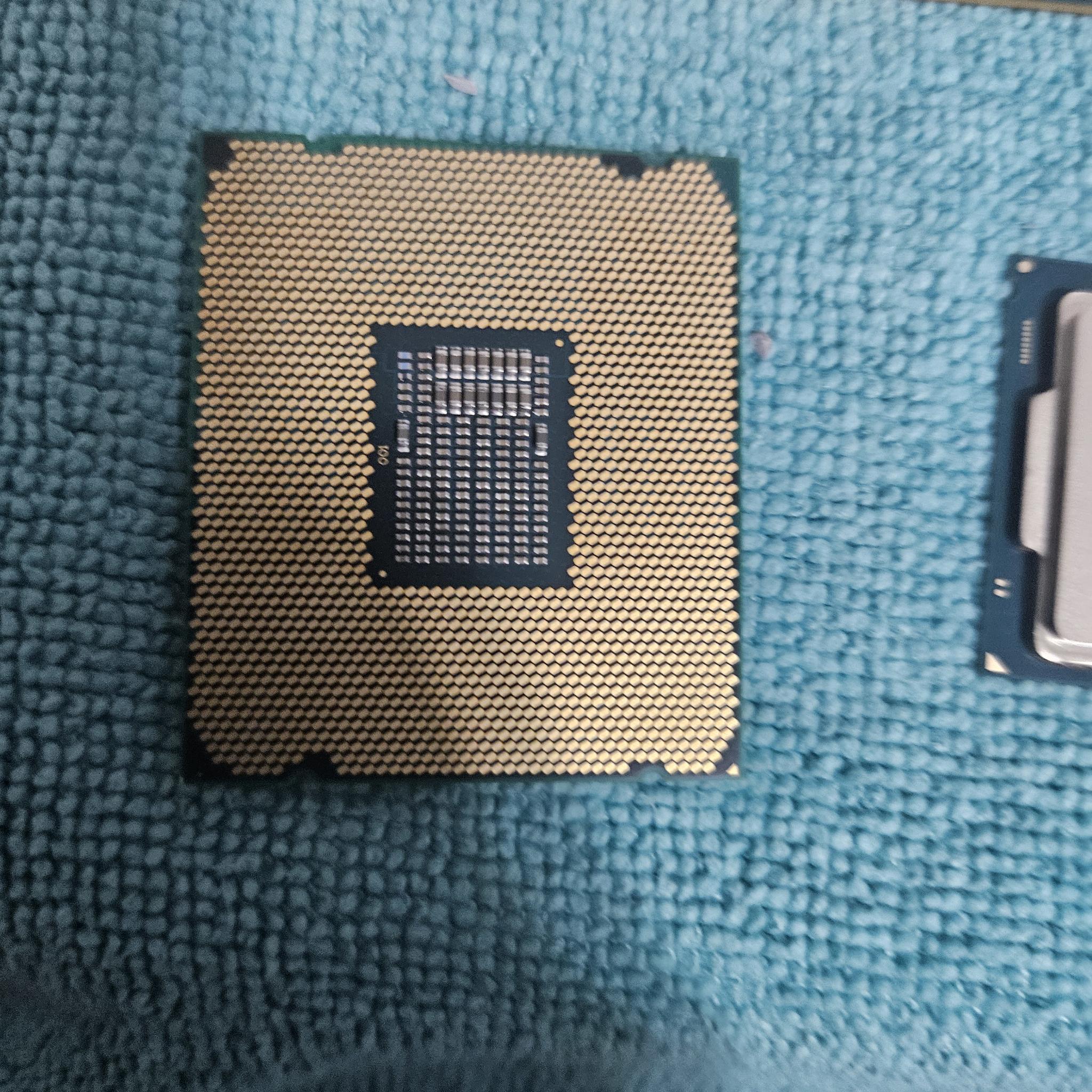 Xeon W 2133