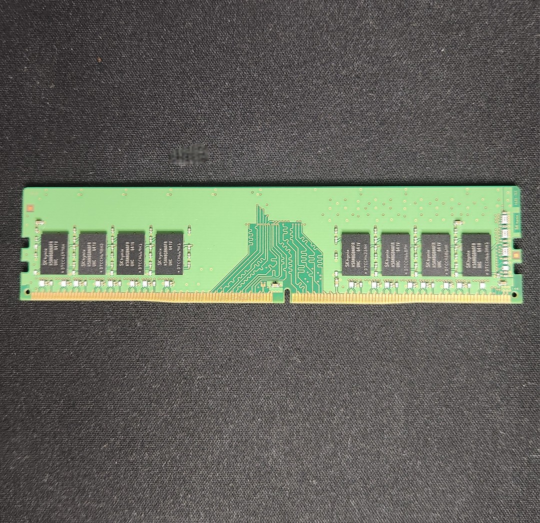 SK Hynix 8GB 2400Mhz DDR4 | Jawa