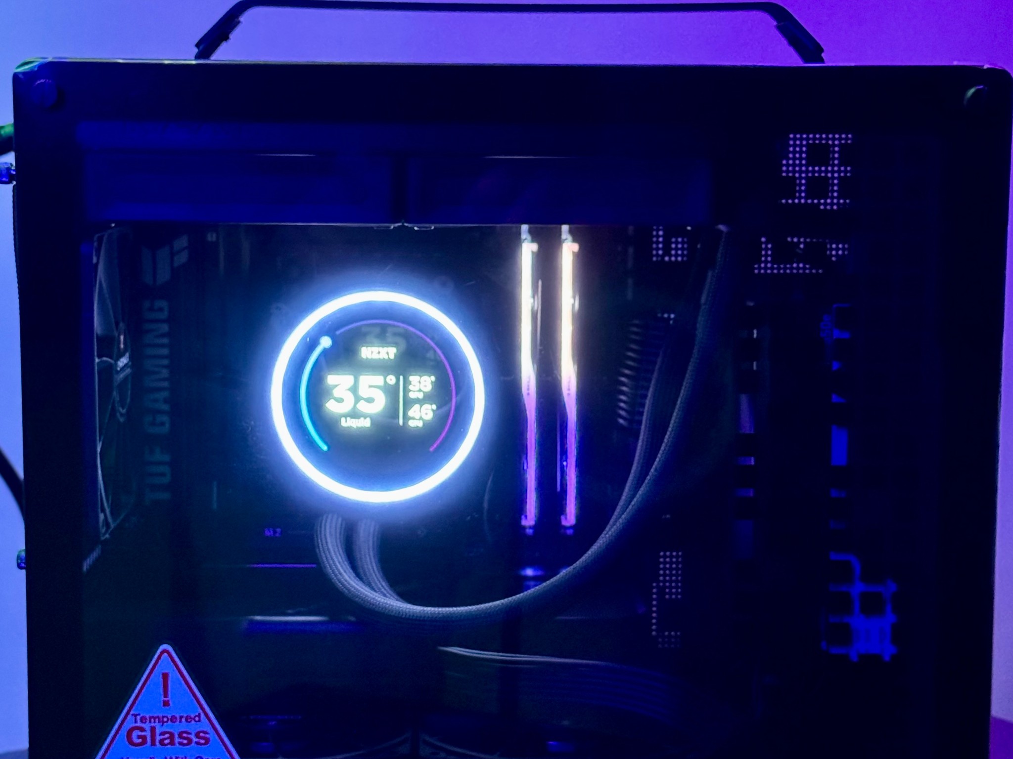 Gaming PC NVIDIA RTX 5070 FOUNDERS EDITION, RYZEN 9600X, 32GB RAM, 2TB Gen 5 SSD