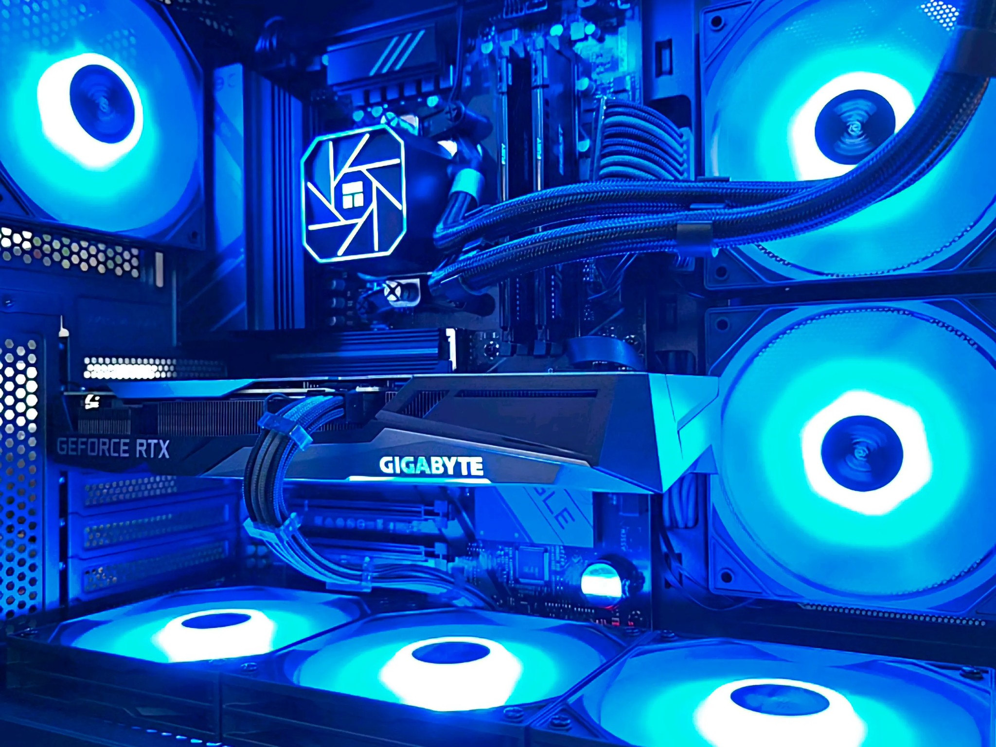 1440P CUSTOM PC | RTX 3060 12GB | RYZEN 5 7500F | 1TB SSD | OKINOS AQUA 7 CASE