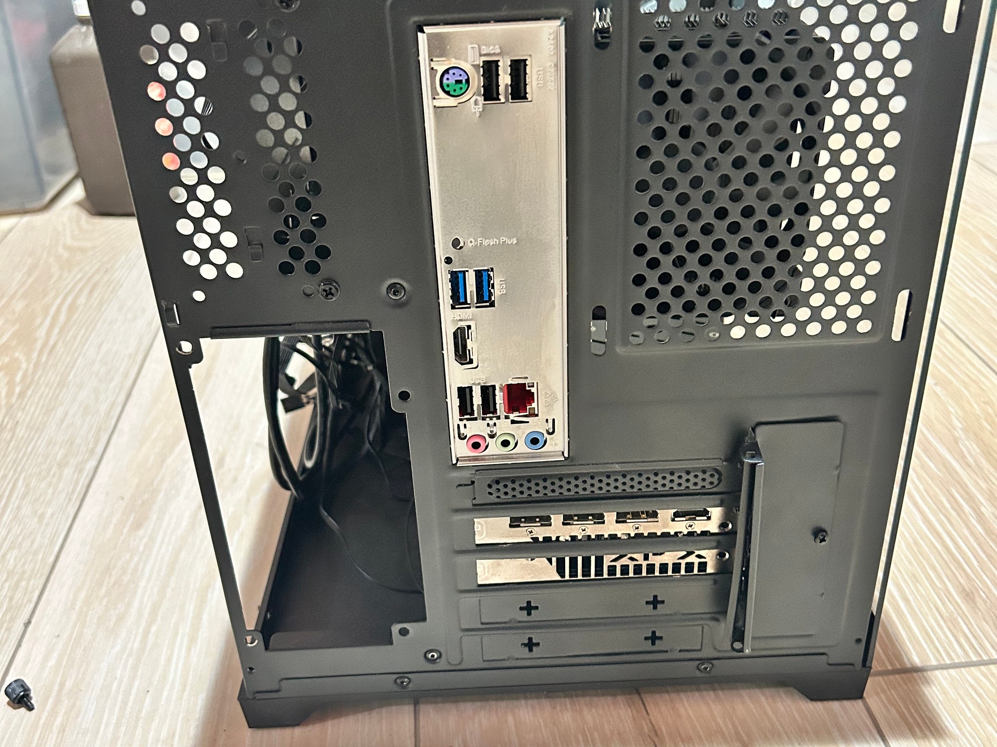 Radeon RX 6800 Custom Gaming PC - Ryzen 5 7500F | Needs PSU & Storage